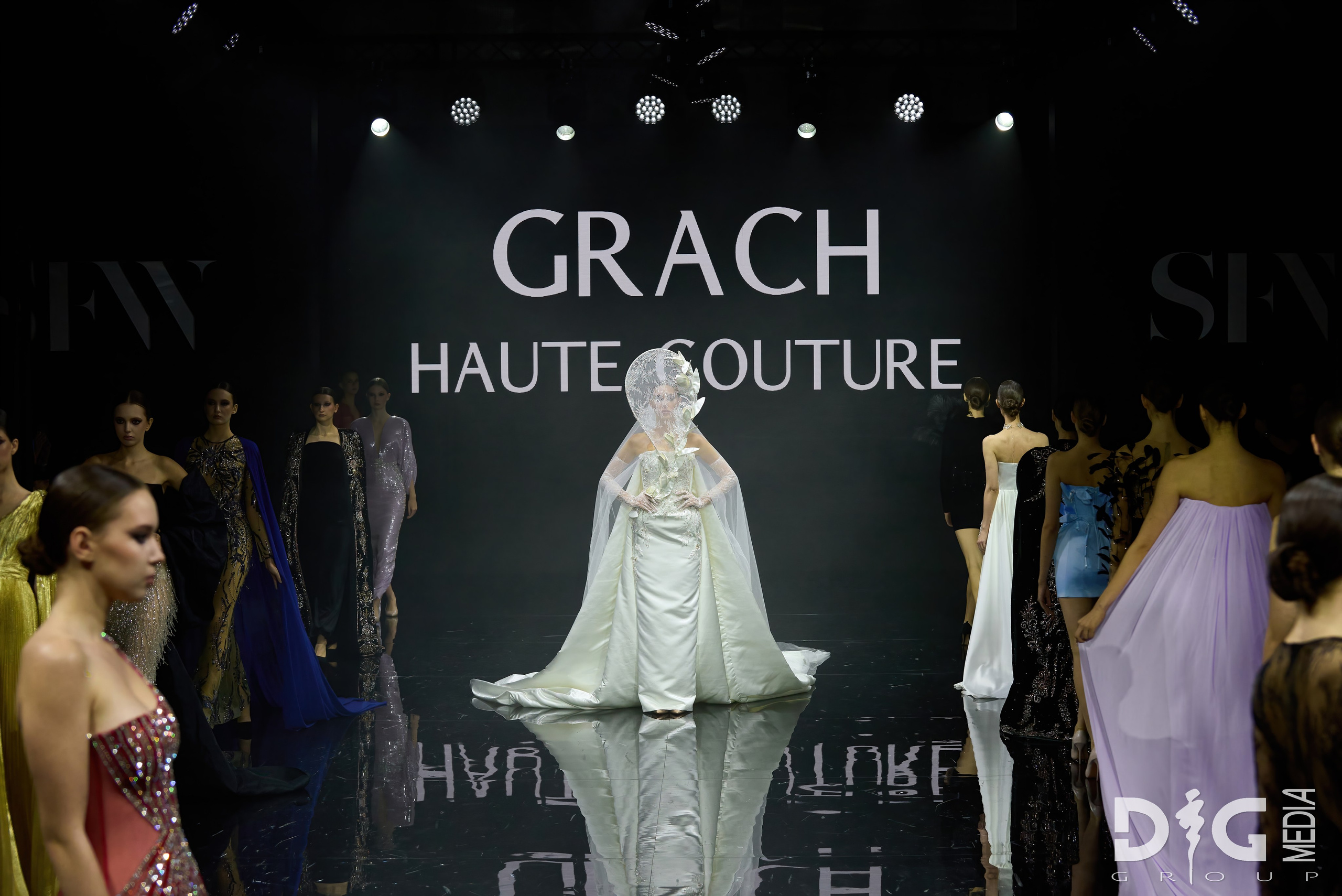 Grach haute couture | SOCHI FASHION WEEK | 2025. DG MEDIA GROUP | Контент для модных показов и концертов