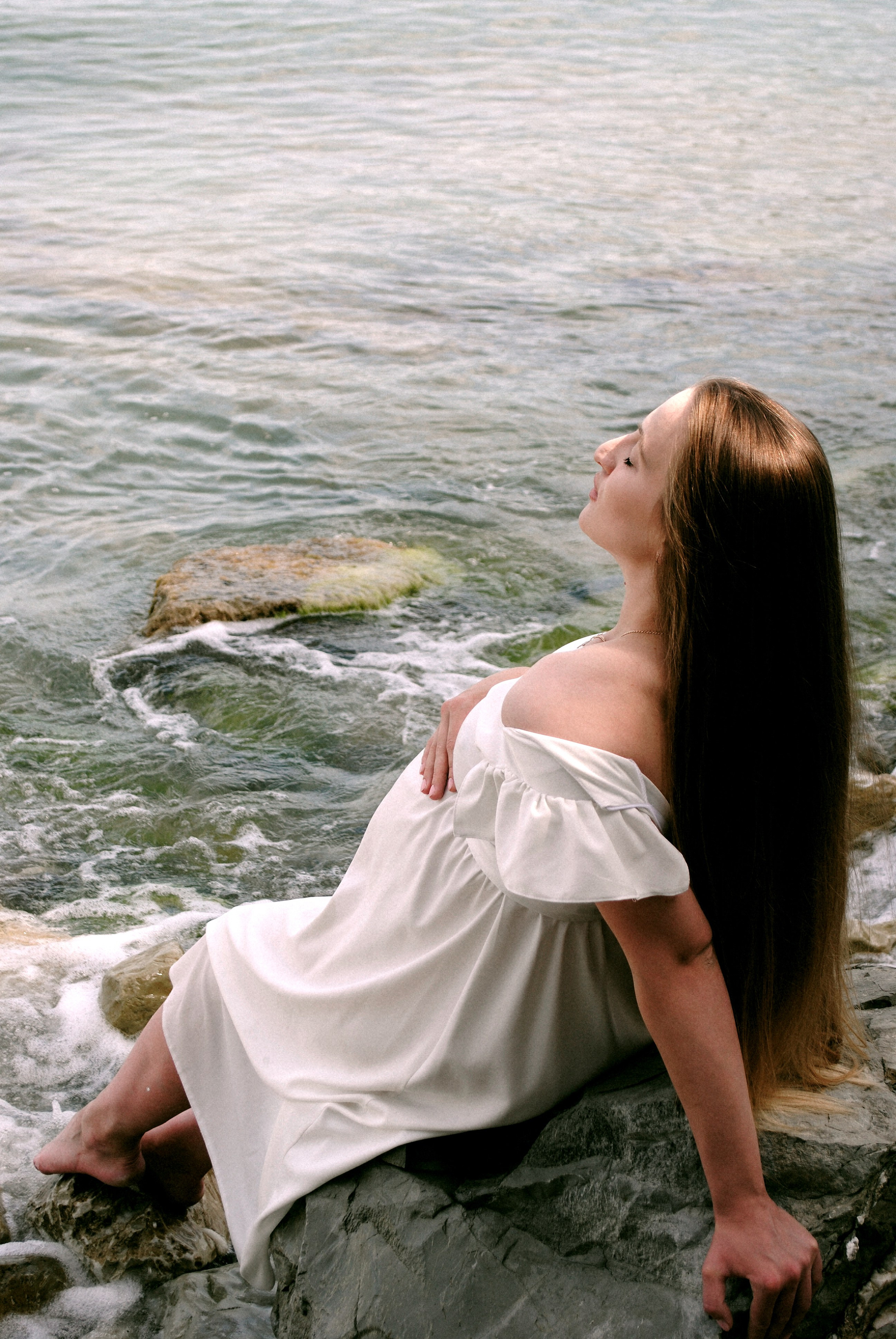 Беременность на берегу моря. Фотограф Мария Мусаелян