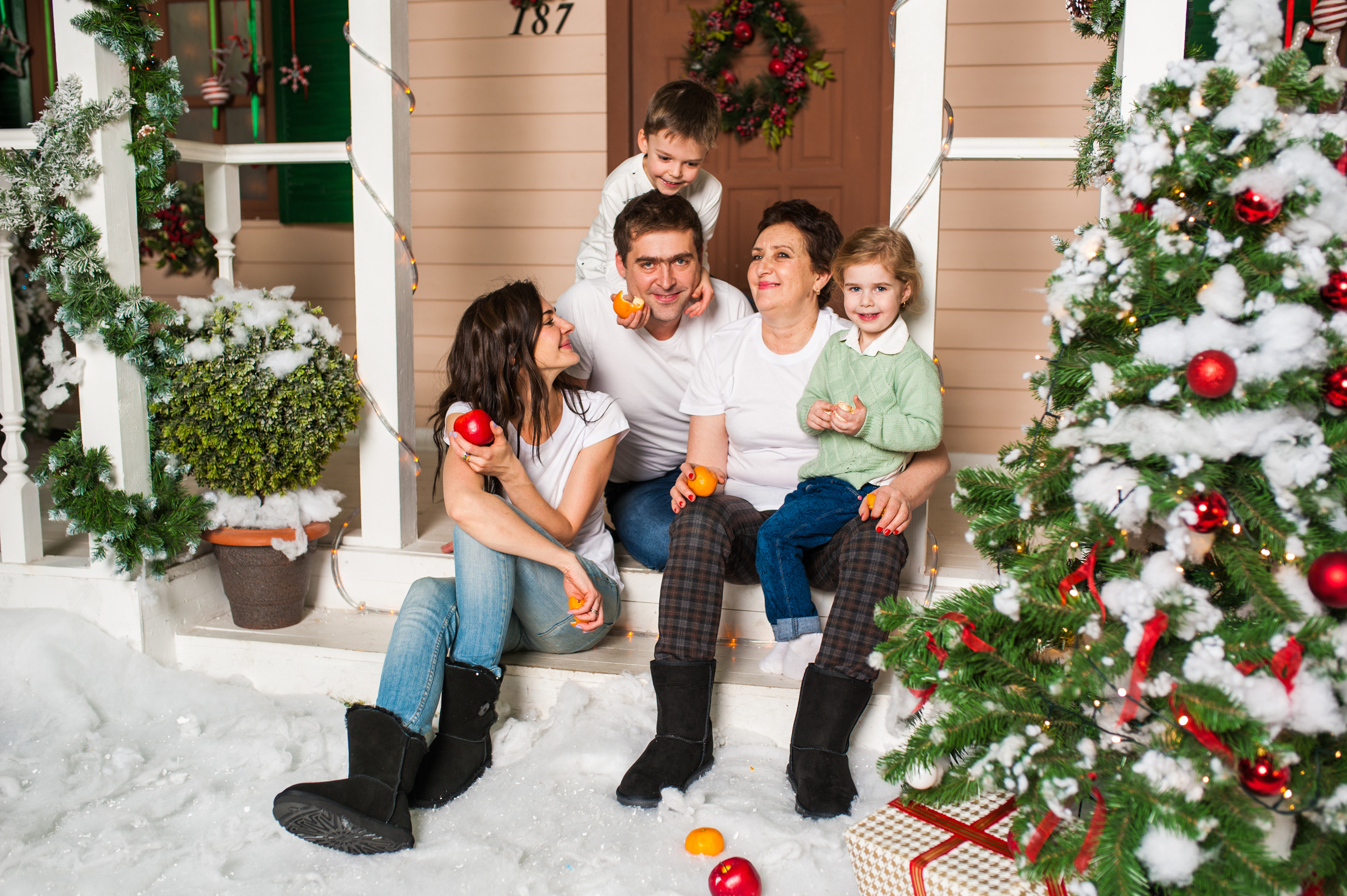 Семейная и детская фотосъёмка с профессиональным фотографом