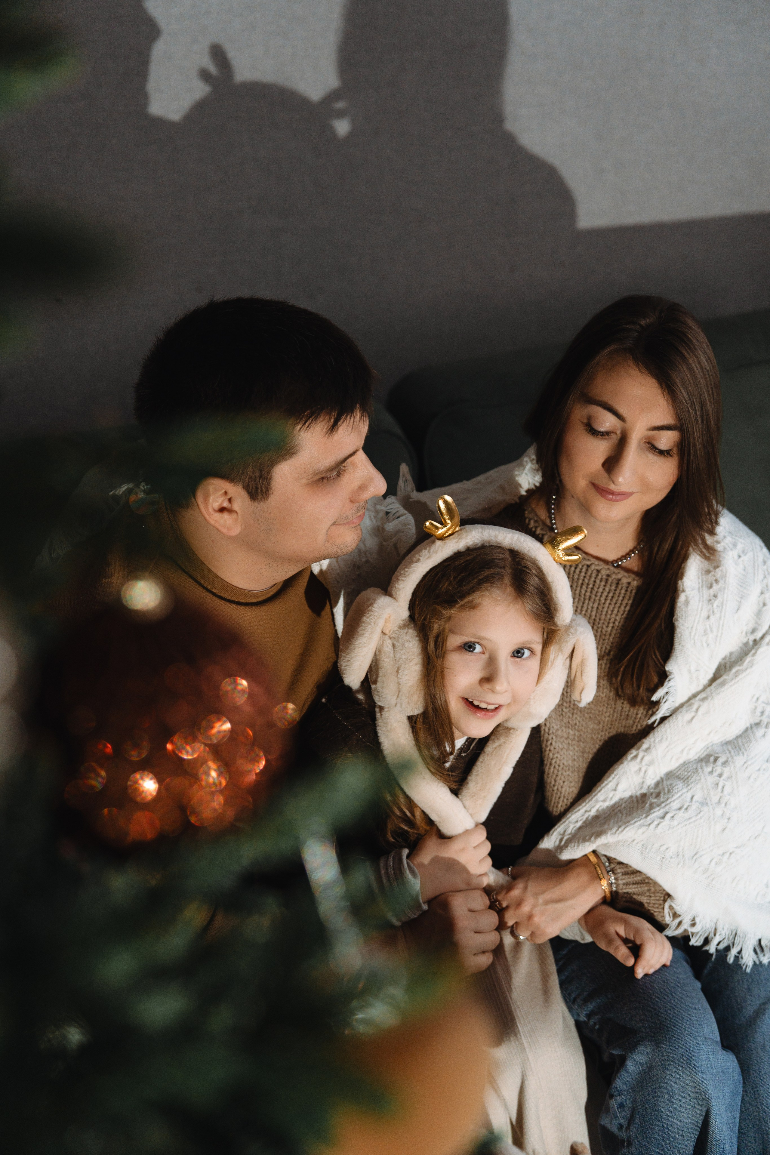 Новогодняя домашняя фотосессия Юна, Влад и Кирочка. Фотограф Москва. Екатерина Дударевич
