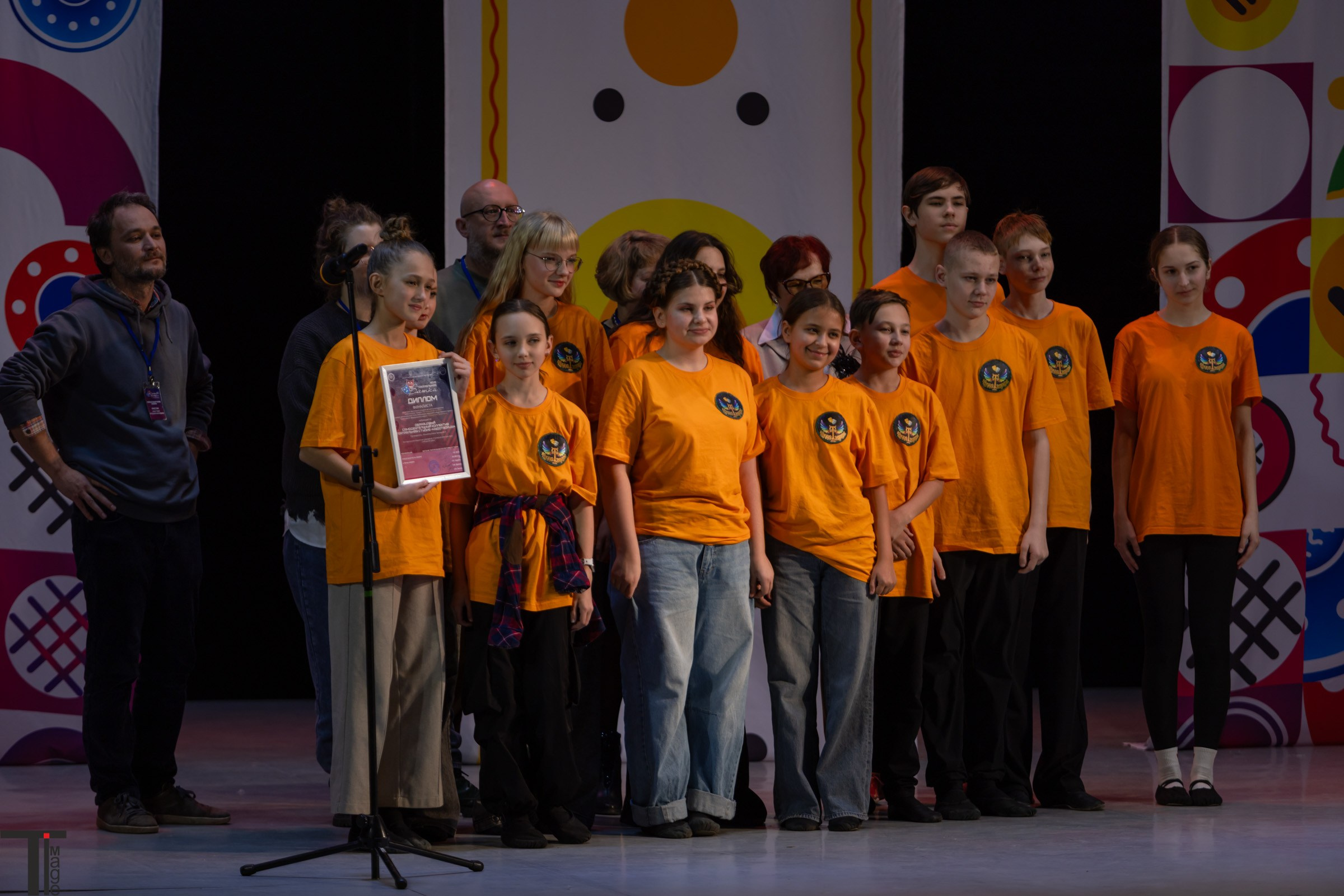 Театральная Вятка 2025. Имидж Технологии — репортажная фотография в Кирове Кировской области. Производство сувенирных магнитов, заливных этикеток и значков