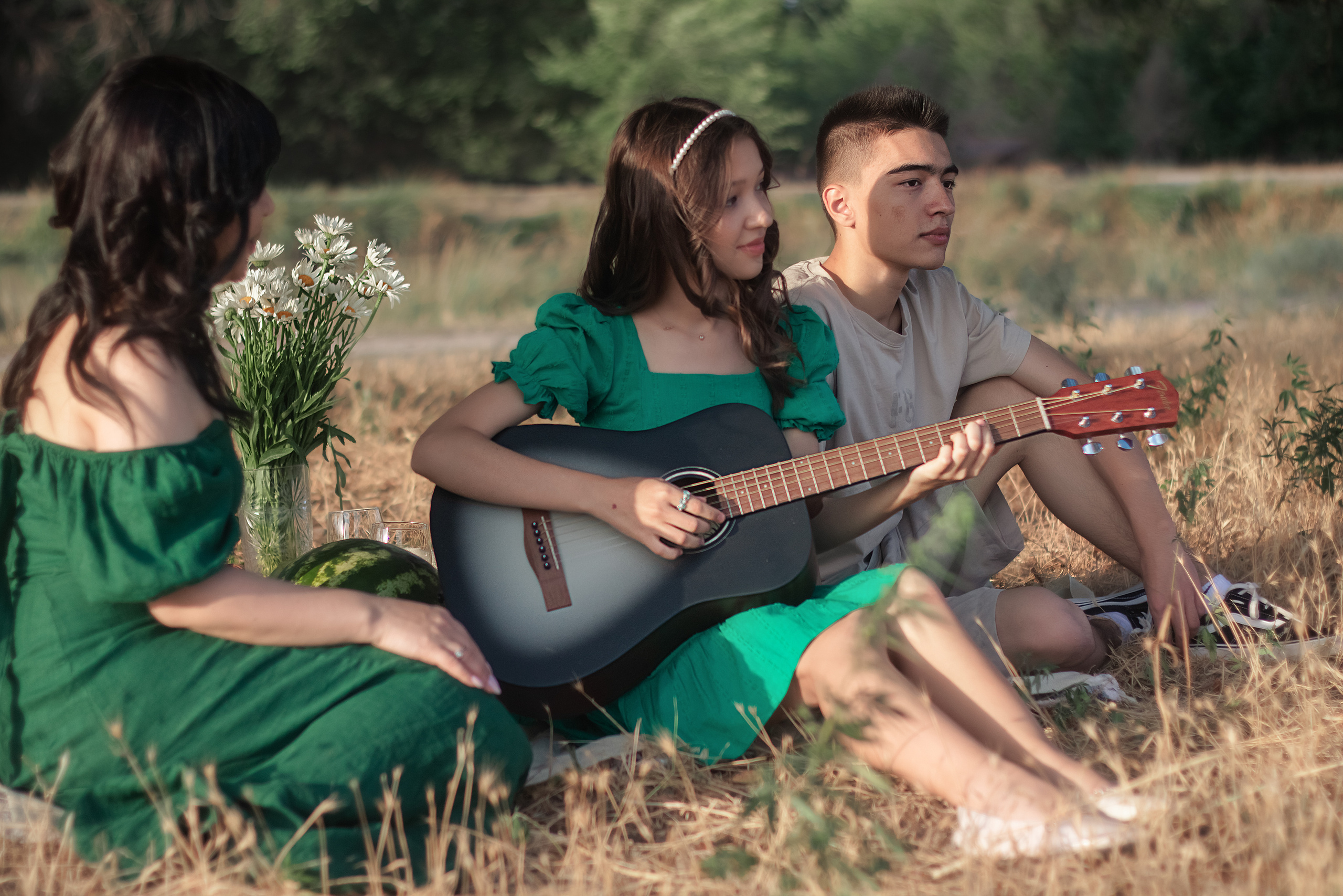 Зухра с детьми. Фотограф Анастасия, СПб: живые семейные и женские фотосессии без позирования, наполненные эмоциями