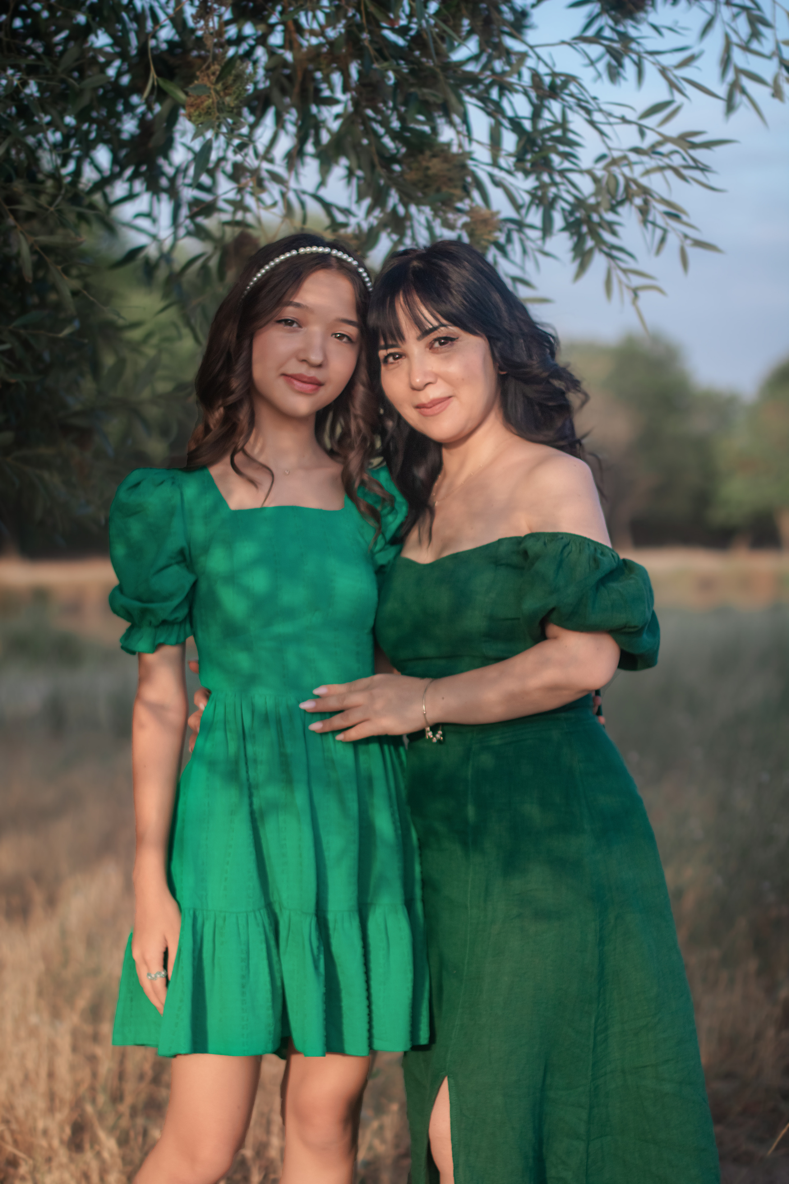 Зухра с детьми. Фотограф Анастасия, СПб: живые семейные и женские фотосессии без позирования, наполненные эмоциями