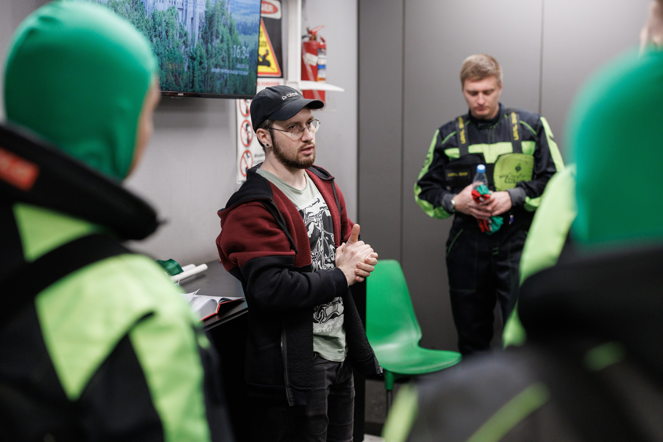 Turba karting hall — корпоративные соревнования. Контент для бизнеса в Екатеринбурге Полдень Медиа