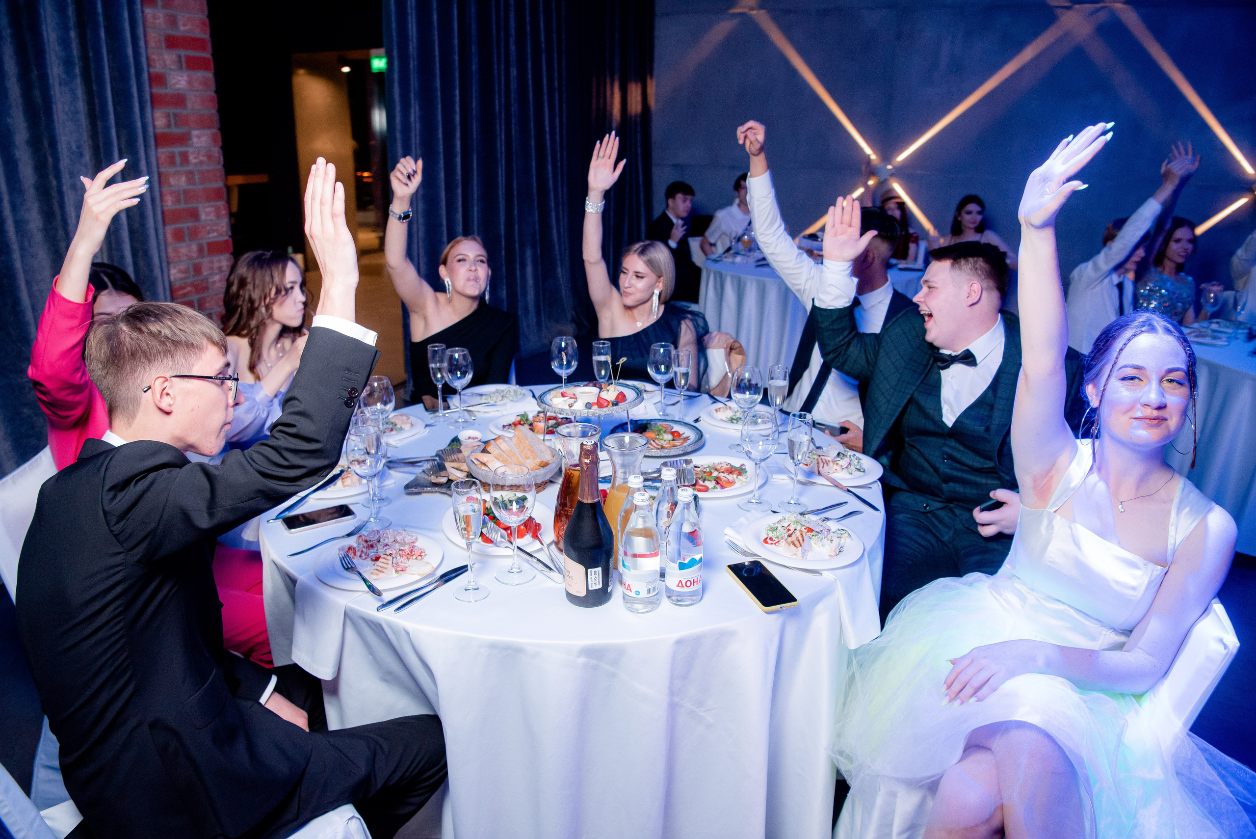 140 Школа. Вручение и Банкет. Сити Холл. Фотограф в Волгограде и Волжском Александр Горбань