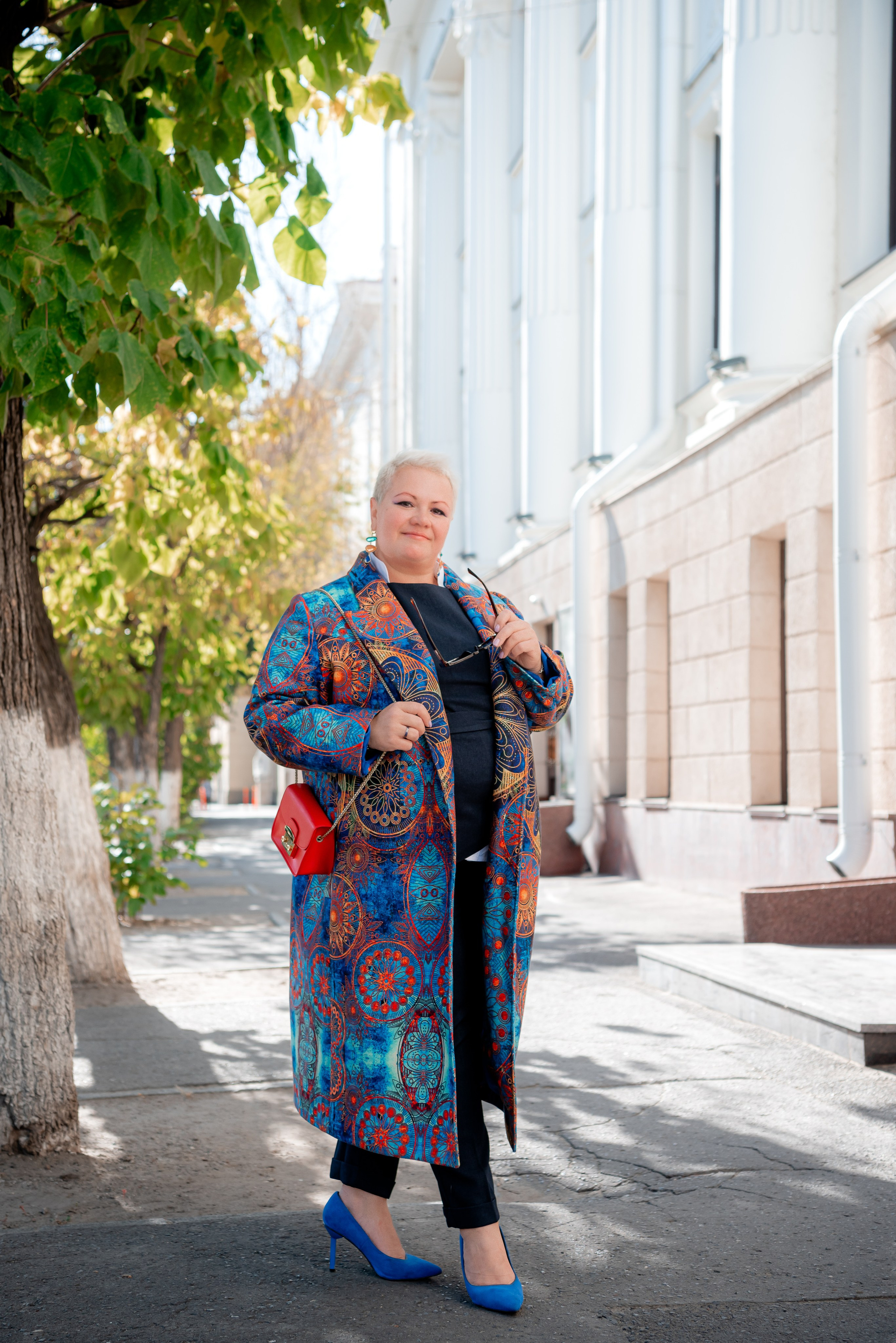 Ирина. Осенняя прогулка по центру Волгограда. Фотограф в Волгограде и Волжском Александр Горбань