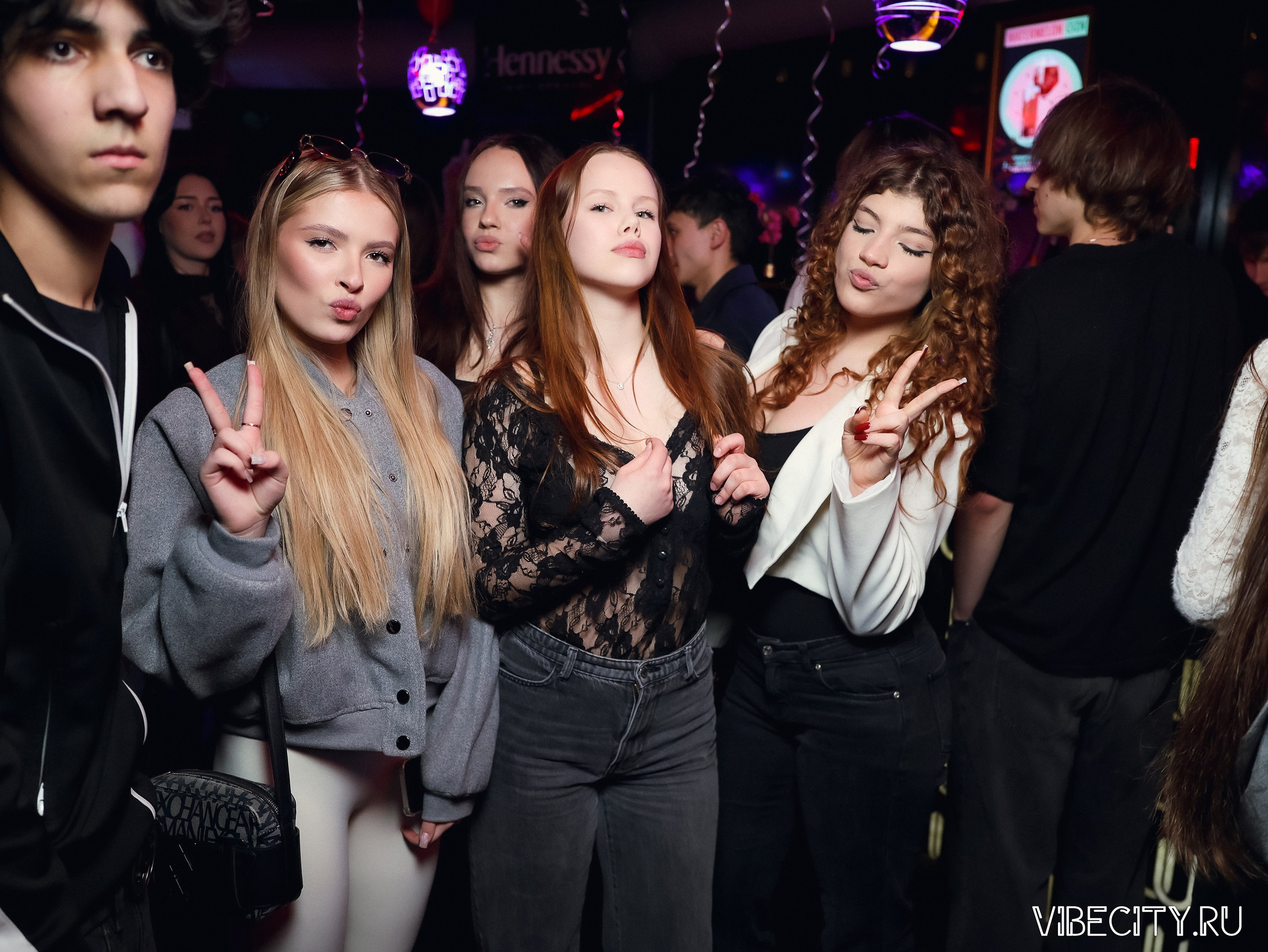 DOUBLE U. VIBECITY.RU Вайб Сити Ру Фоторепортажи Фотоотчеты Калининград