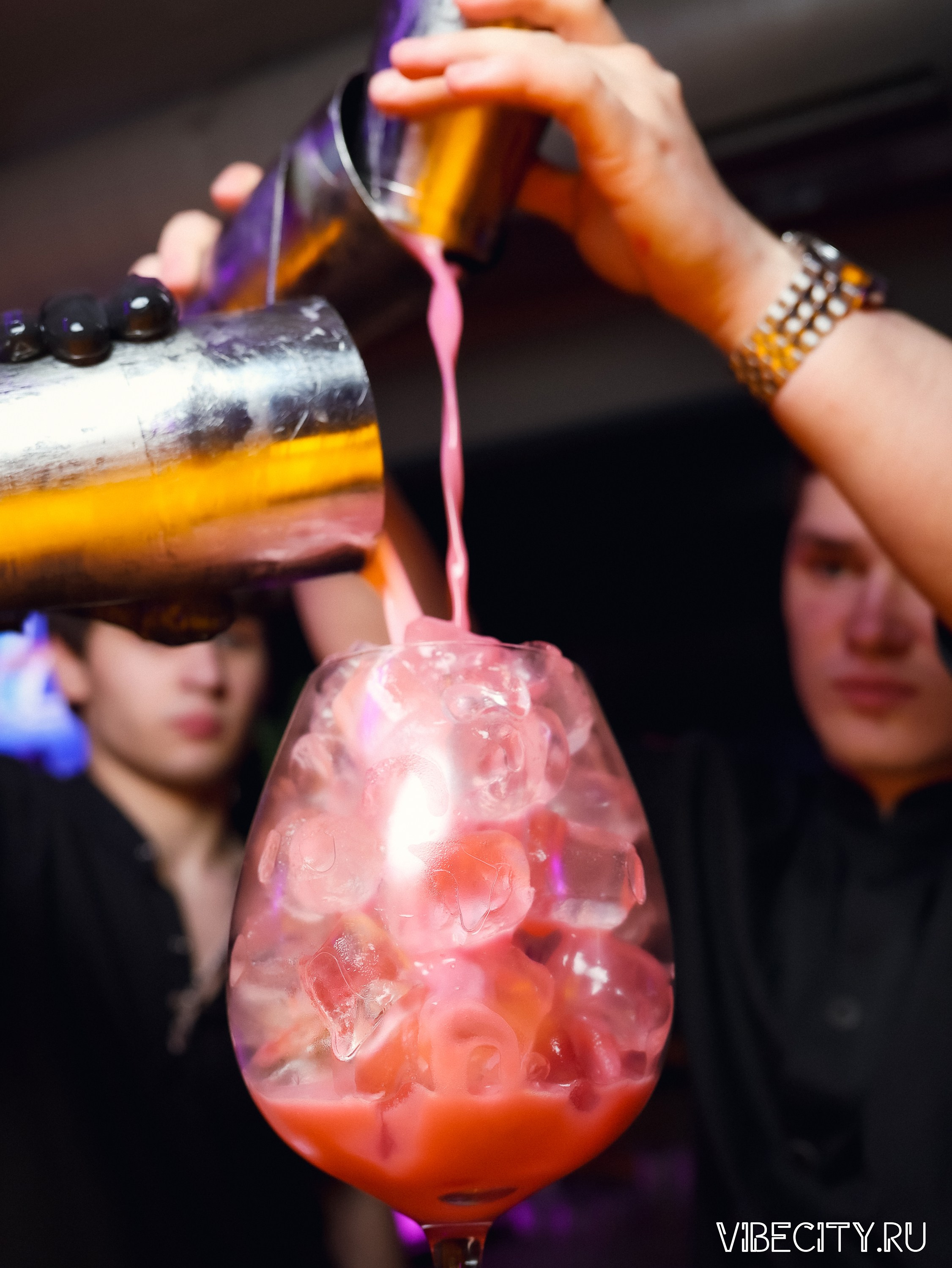 DOUBLE U. VIBECITY.RU Вайб Сити Ру Фоторепортажи Фотоотчеты Калининград