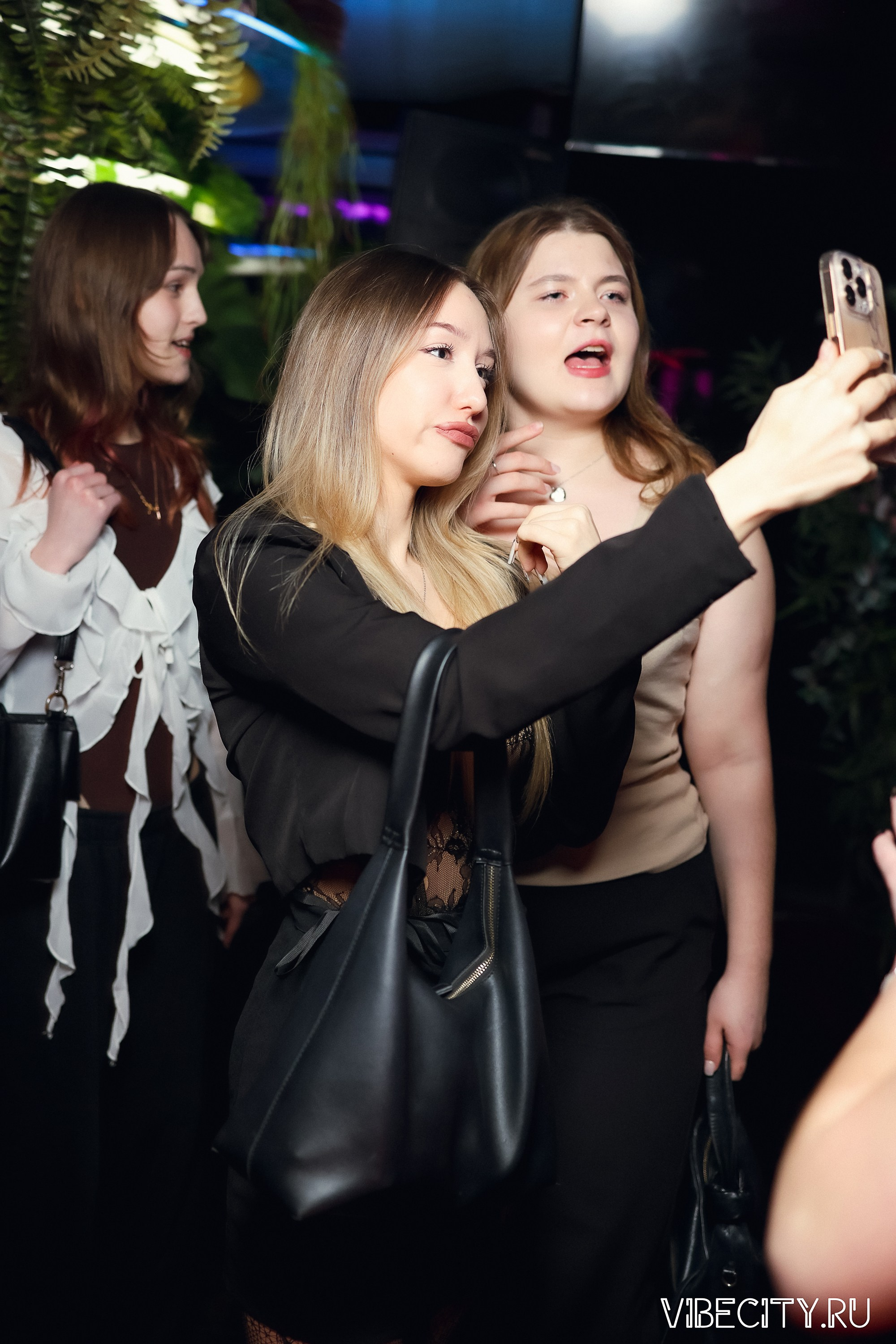 DOUBLE U. VIBECITY.RU Вайб Сити Ру Фоторепортажи Фотоотчеты Калининград