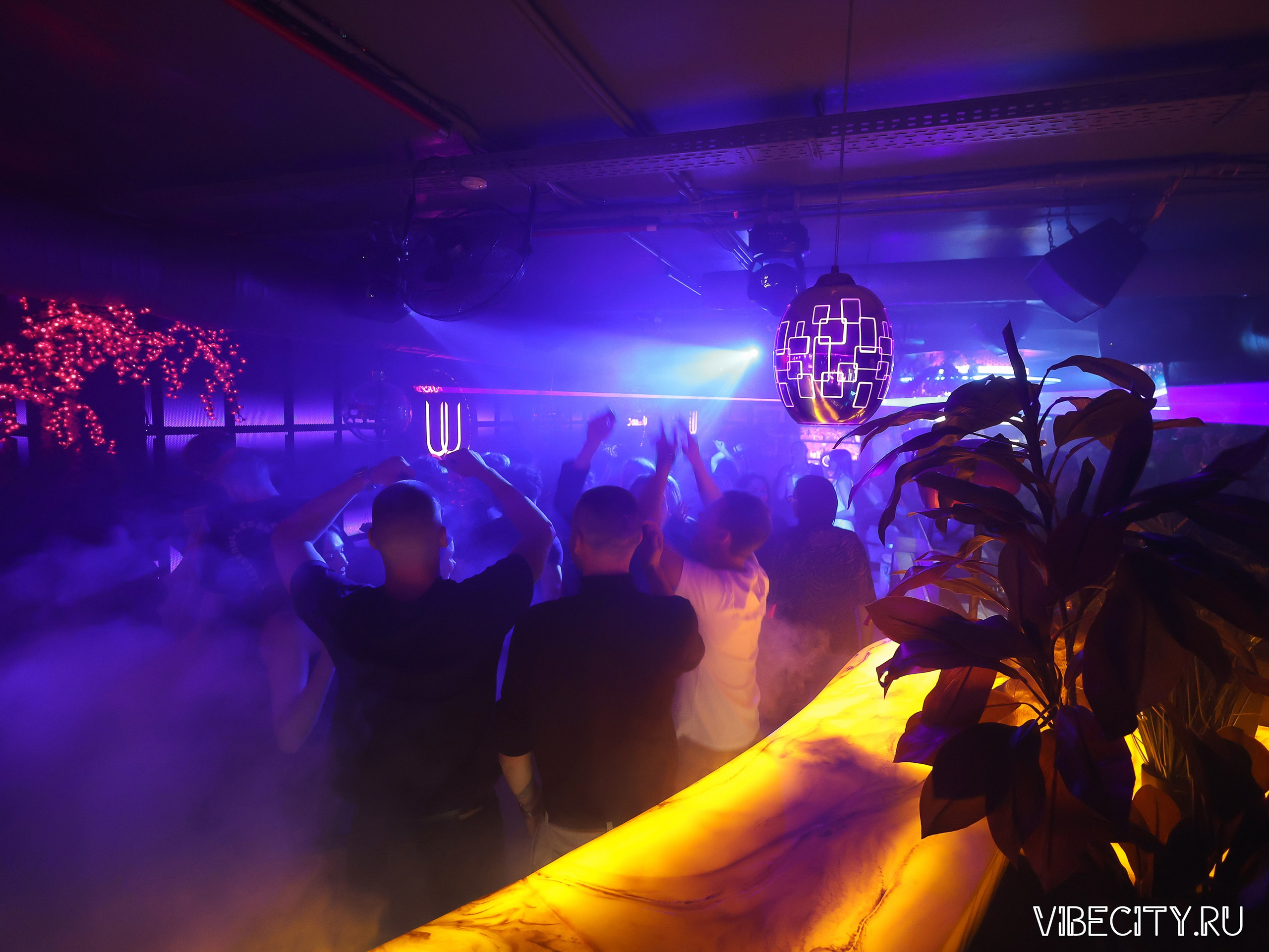 DOUBLE U. VIBECITY.RU Вайб Сити Ру Фоторепортажи Фотоотчеты Калининград