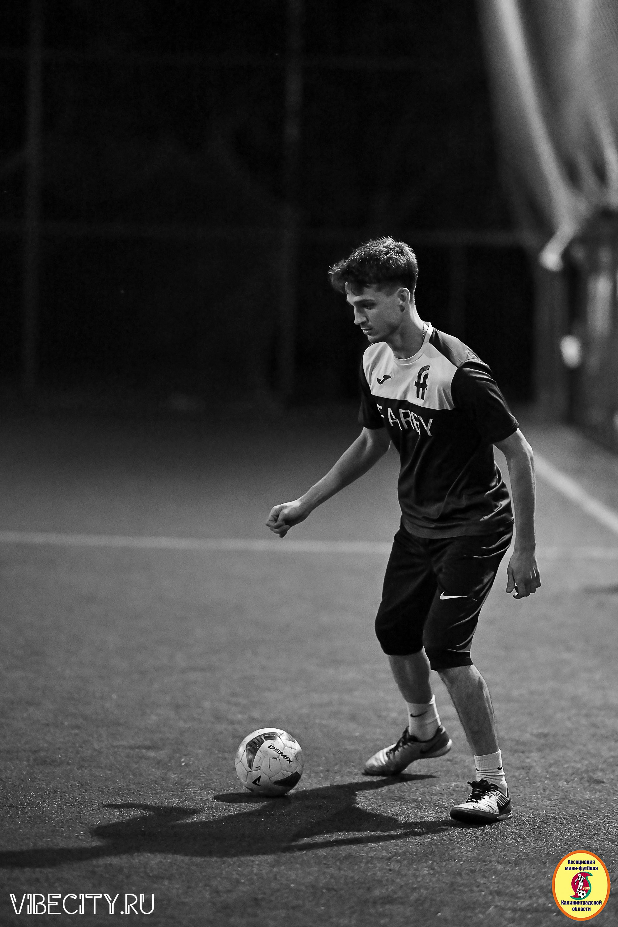 ФИНАЛЬНЫЕ ИГРЫ КУБКА МИНИ-ФУТБОЛЬНОЙ ЛИГИ И КУБКА КОРПОРАТИВНОЙ МФЛ 2025. VIBECITY.RU Вайб Сити Ру Фоторепортажи Фотоотчеты Калининград