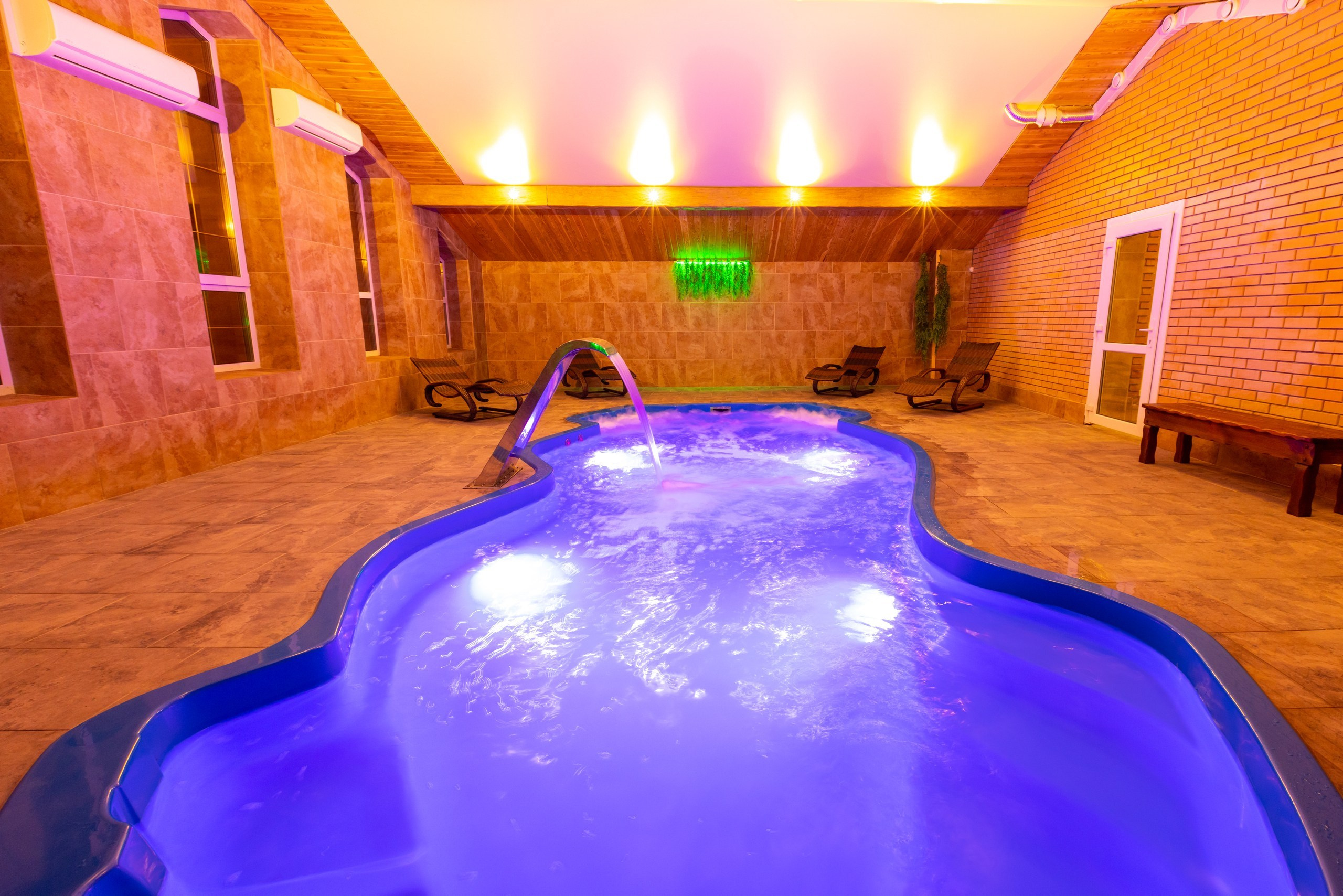 Большая Тросна вечером и новый бассейный комплекс. Фотограф в Туле Крупский АнДРей. Фотостудия «КАДР71» в Туле