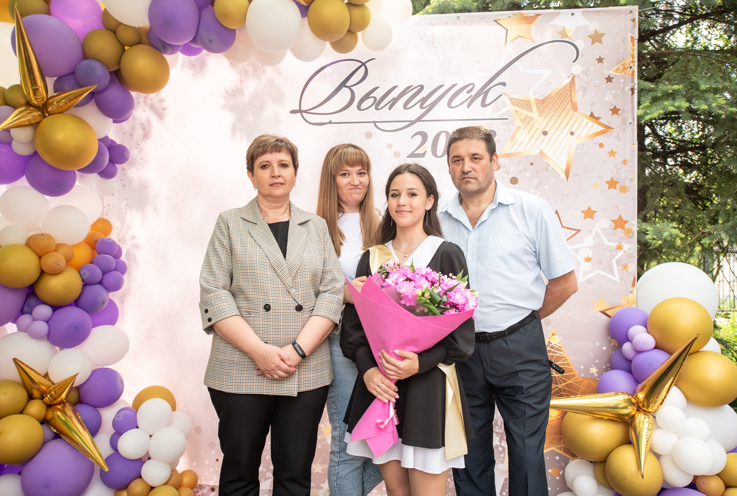 Выпускные школ. Свадебный и репортажный фотограф