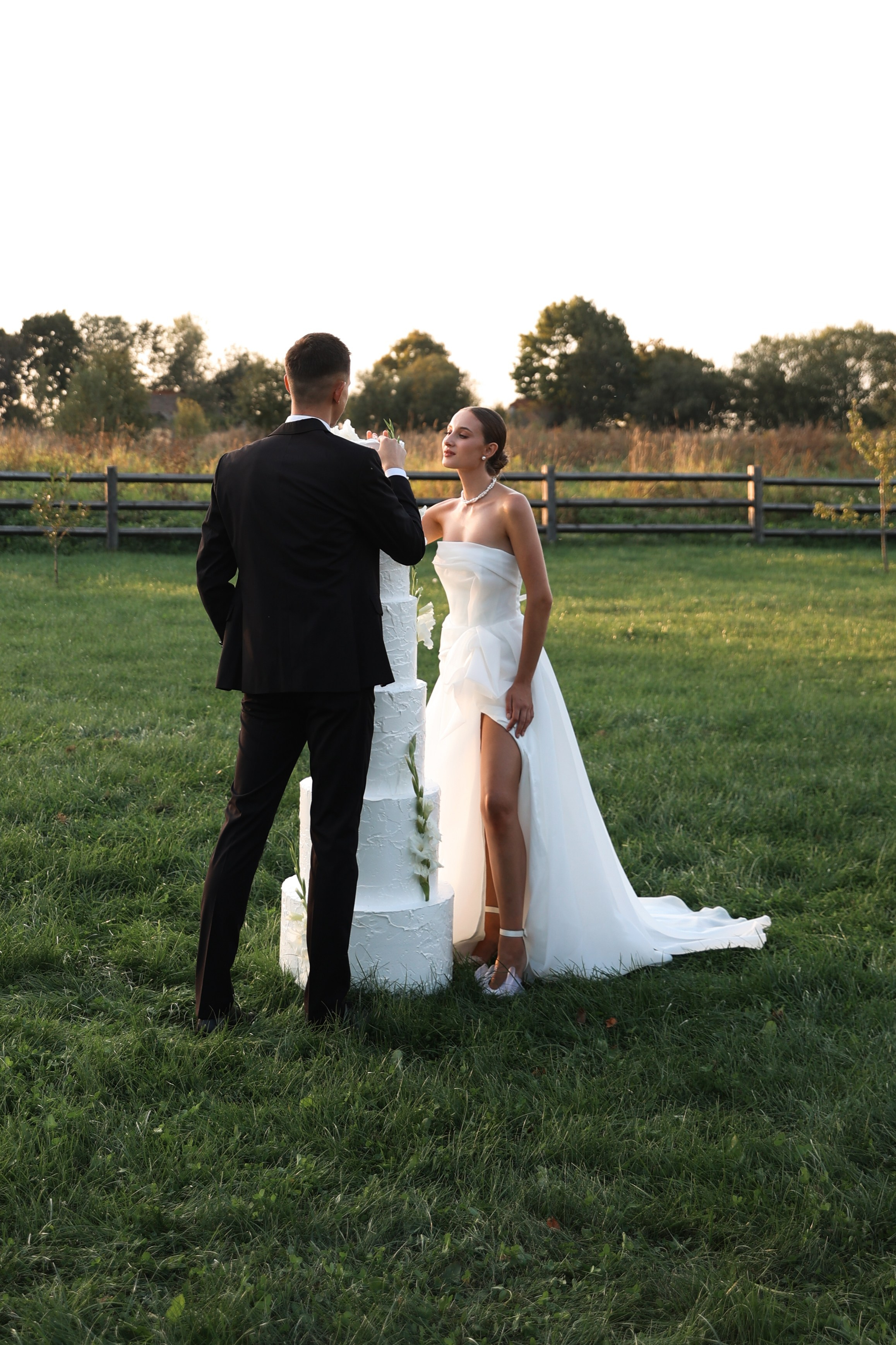 Владислав и Мария. Свадебные фотограф и видеограф в Минске Голдосовы Марина и Вадим