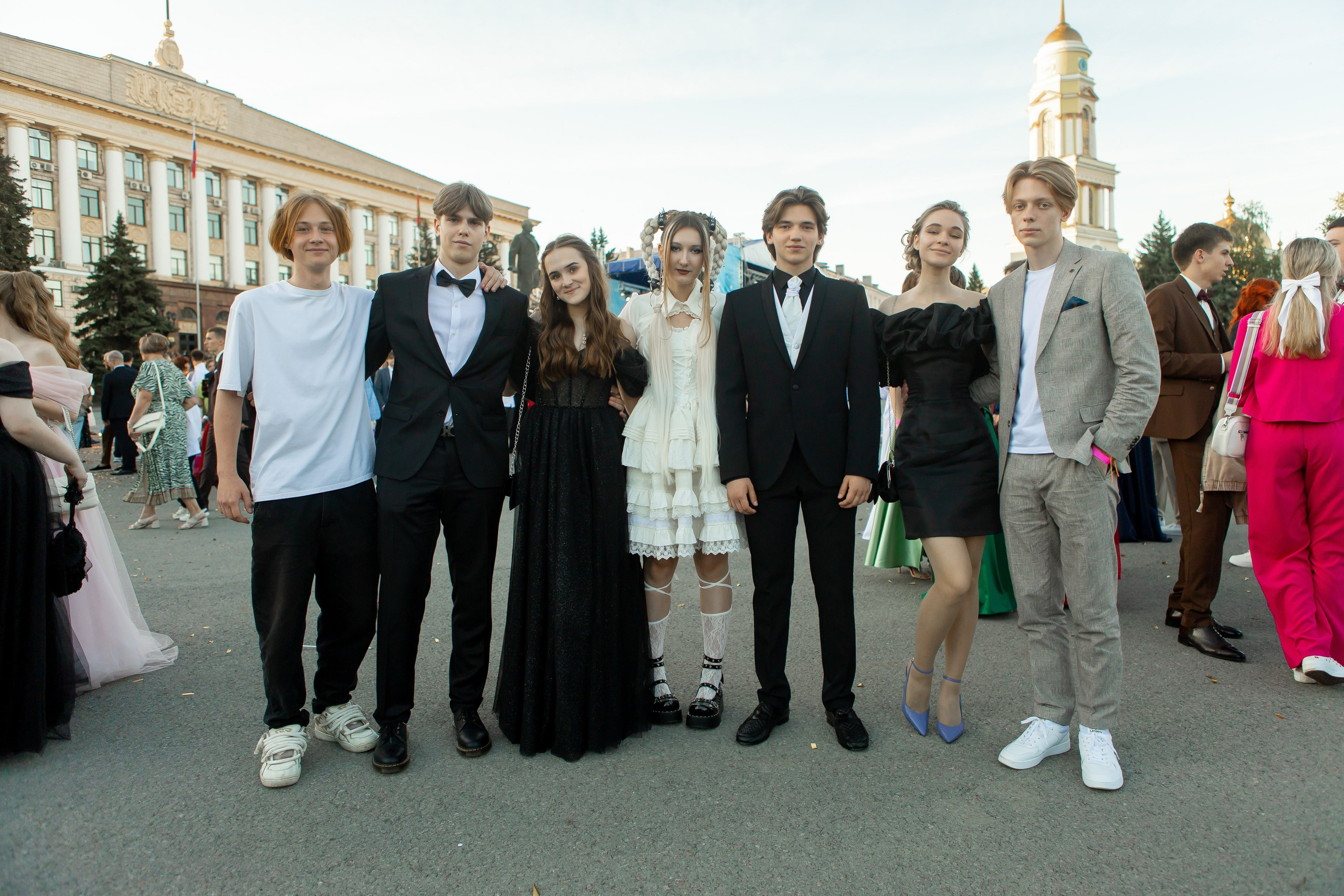 Выпускной Гимназия 12 2024 г. Свадебный и портретный Фотограф в Липецке Дмитрий Котюков