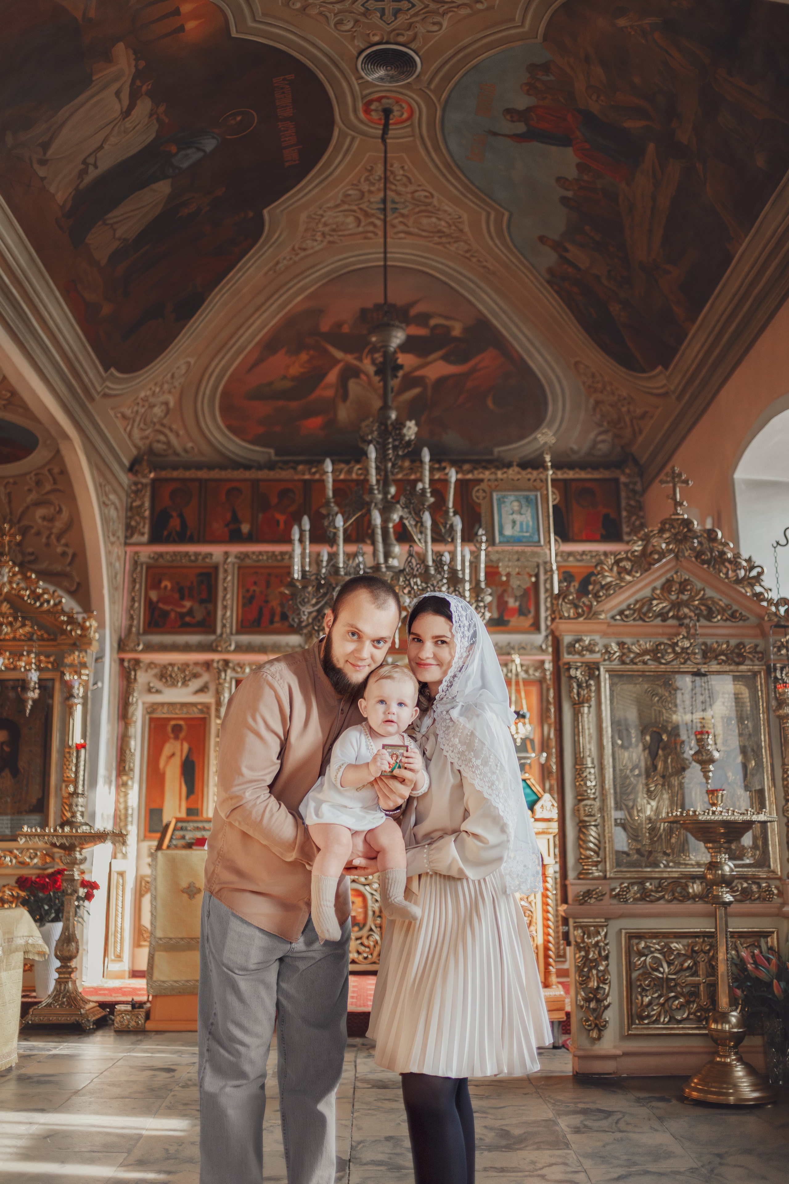 Церковь Спаса Нерукотворного Образа в Киово. Фотограф Newborn и церковных Таинств