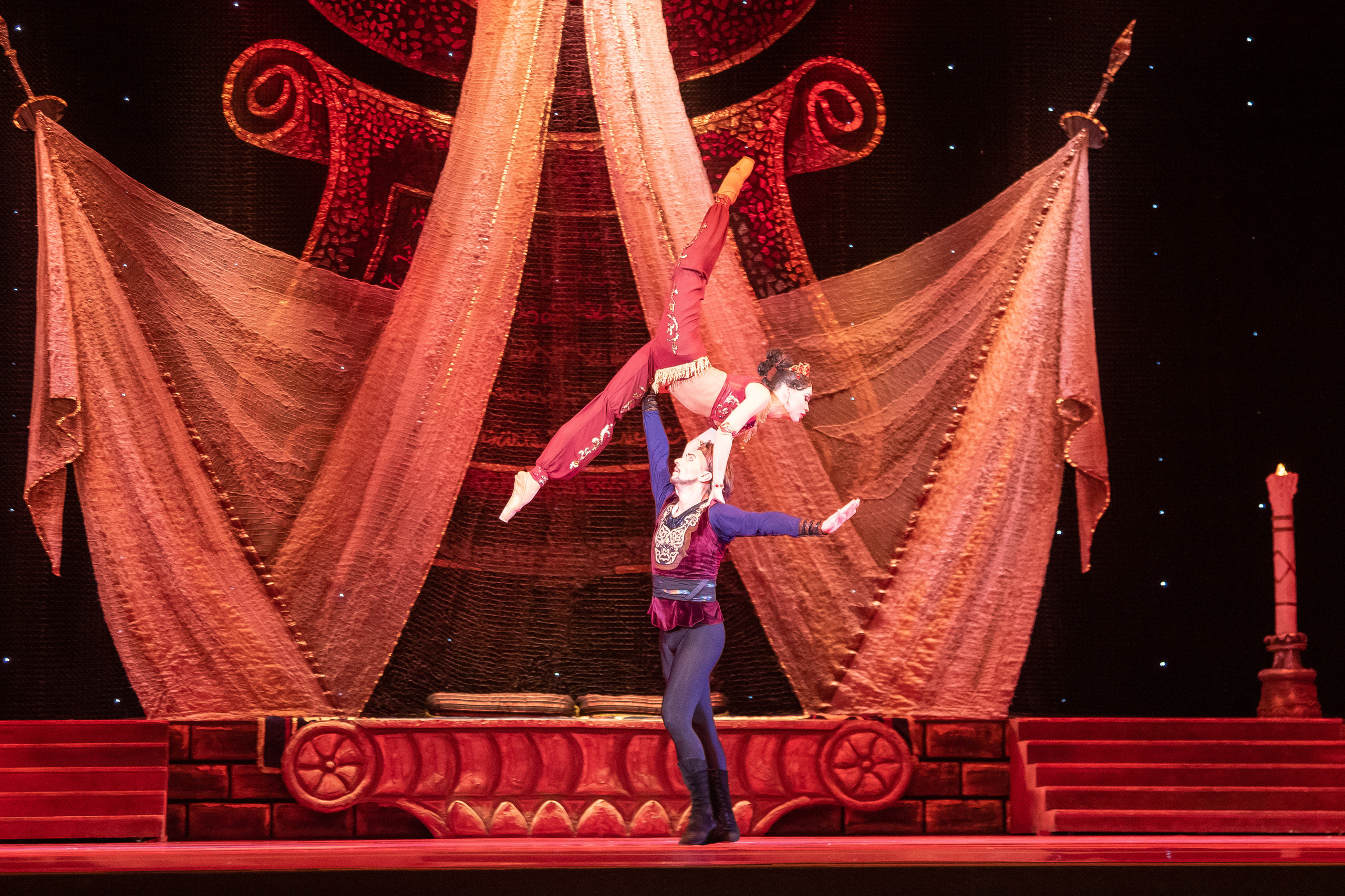 Кремлёвский балет. Тысяча и одна ночь. Балетный фотограф в Москве Галина Молчанова