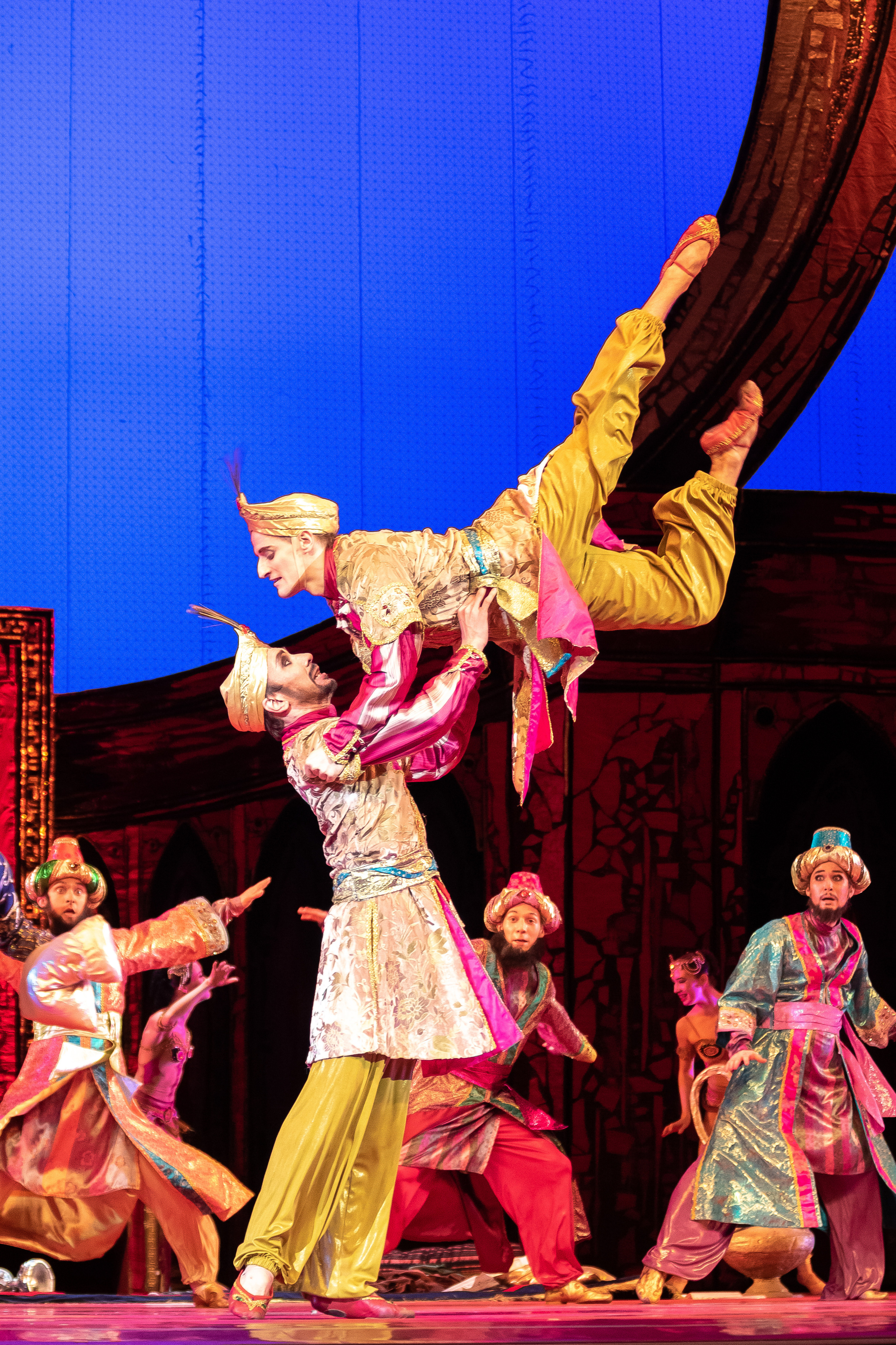 Кремлёвский балет. Тысяча и одна ночь. Балетный фотограф в Москве Галина Молчанова