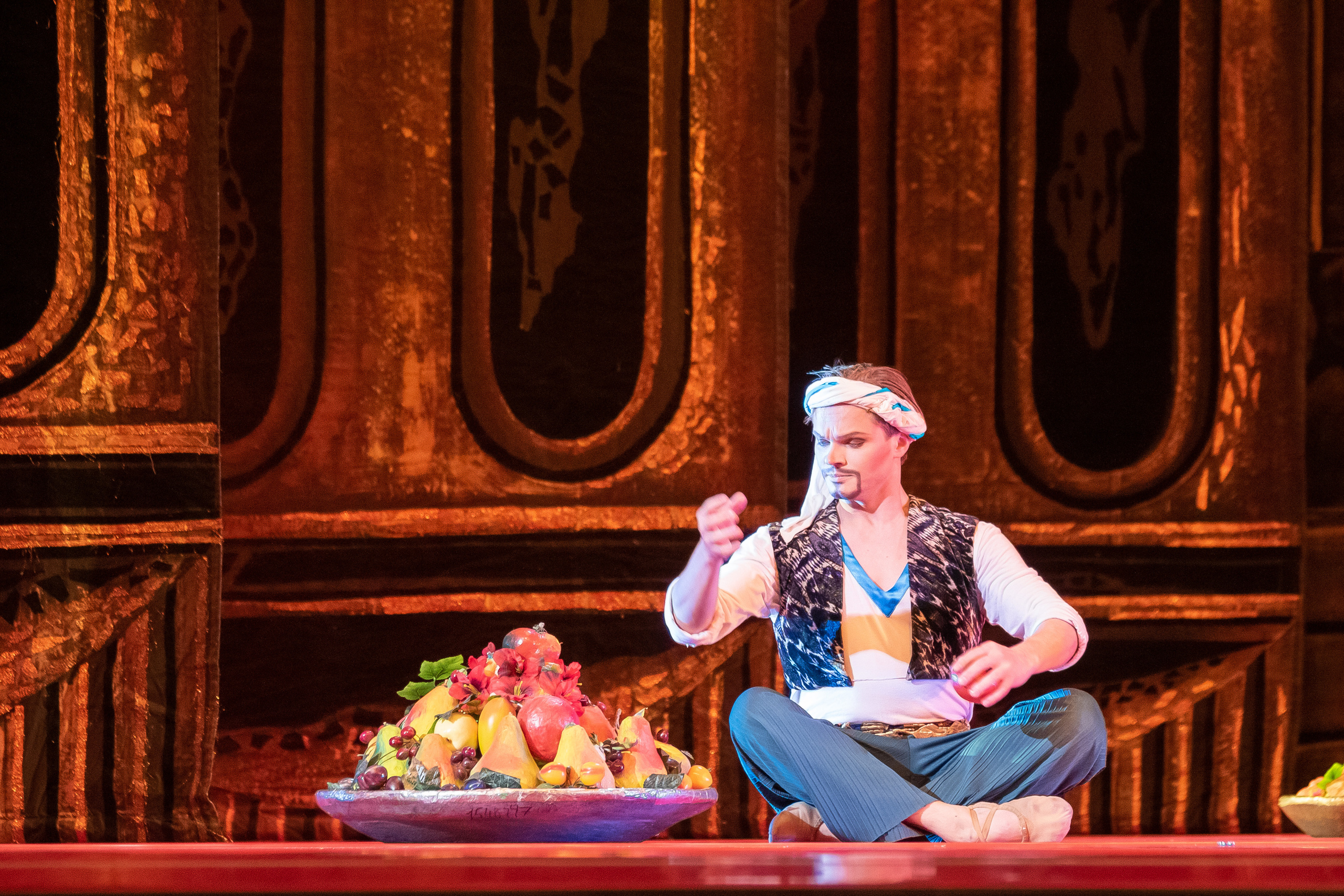 Кремлёвский балет. Тысяча и одна ночь. Балетный фотограф в Москве Галина Молчанова