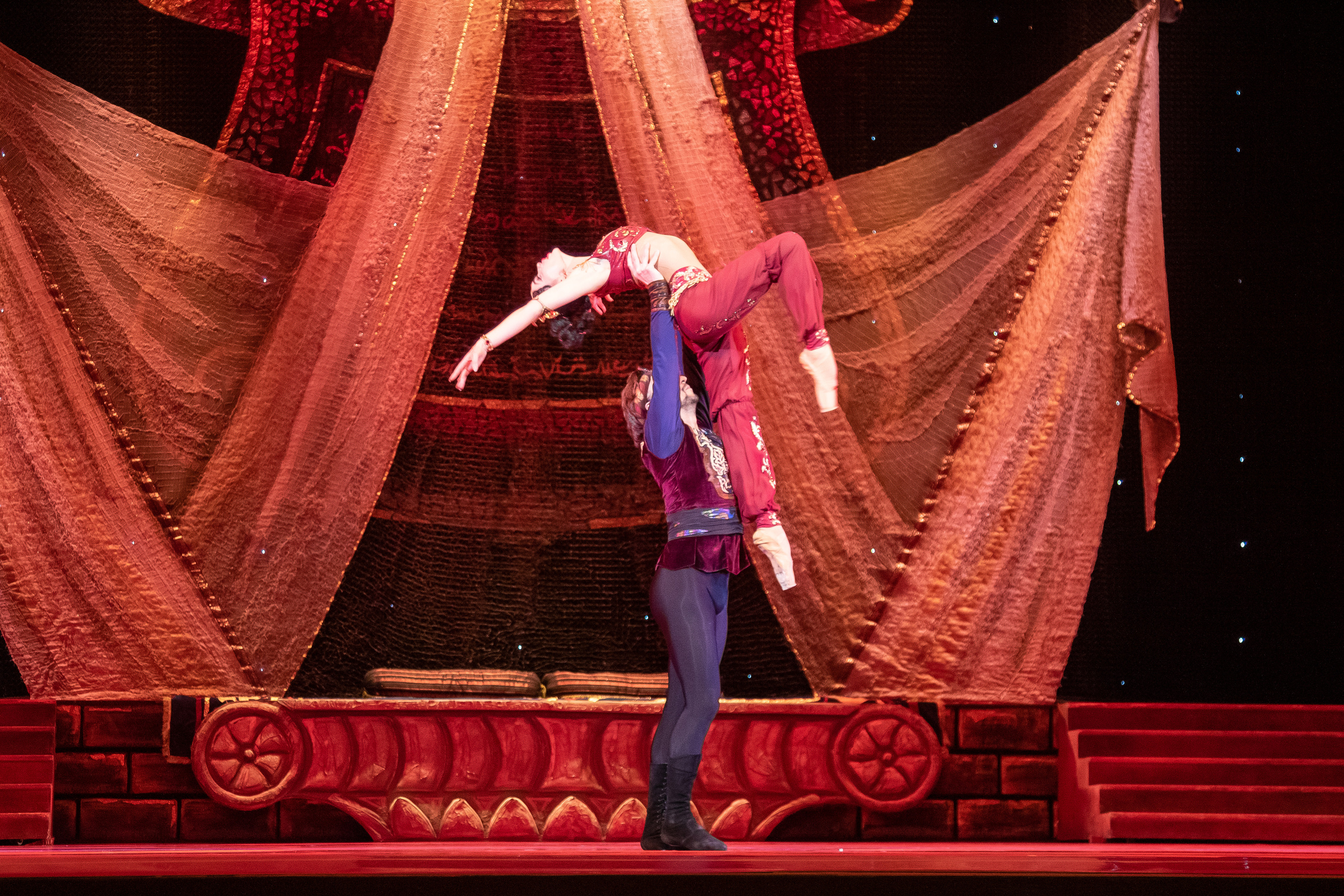 Кремлёвский балет. Тысяча и одна ночь. Балетный фотограф в Москве Галина Молчанова