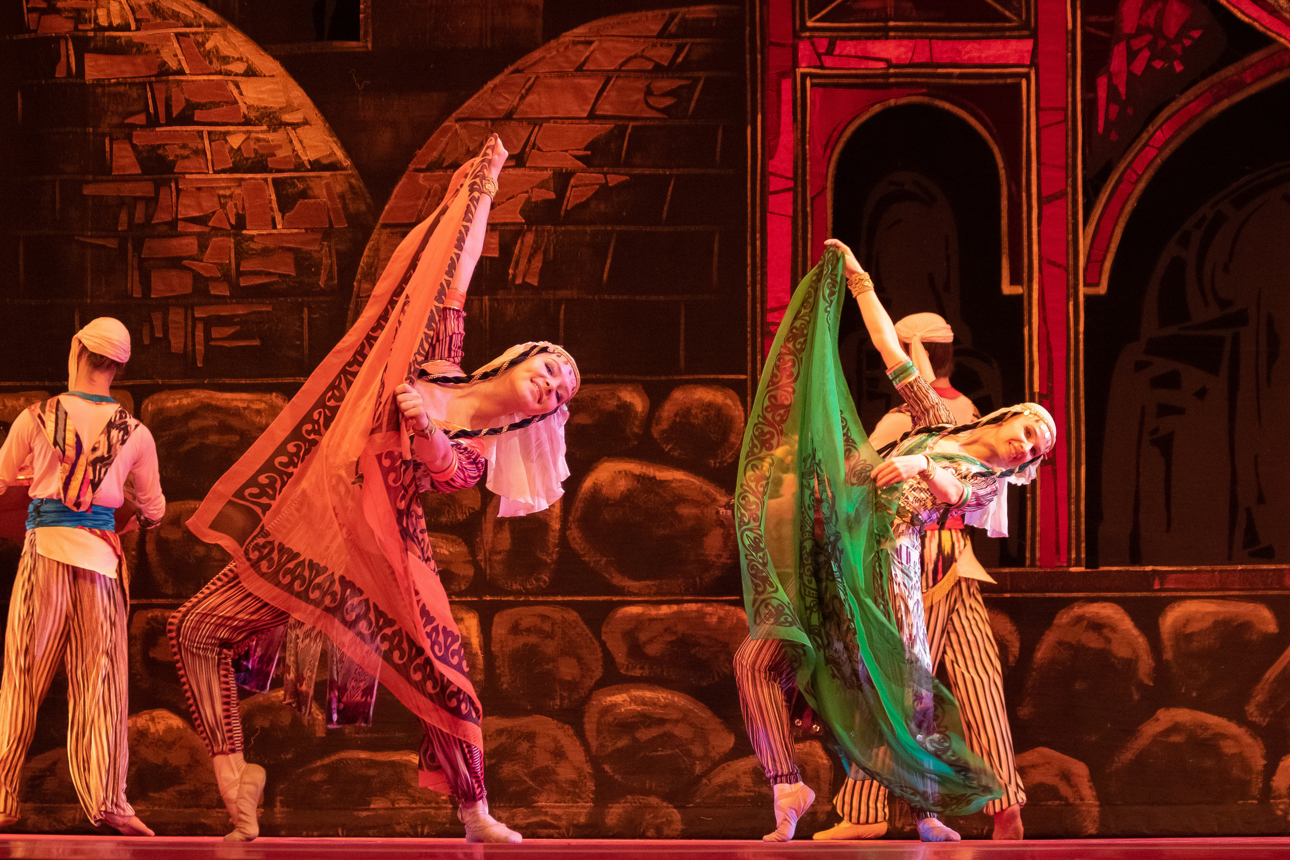 Кремлёвский балет. Тысяча и одна ночь. Балетный фотограф в Москве Галина Молчанова