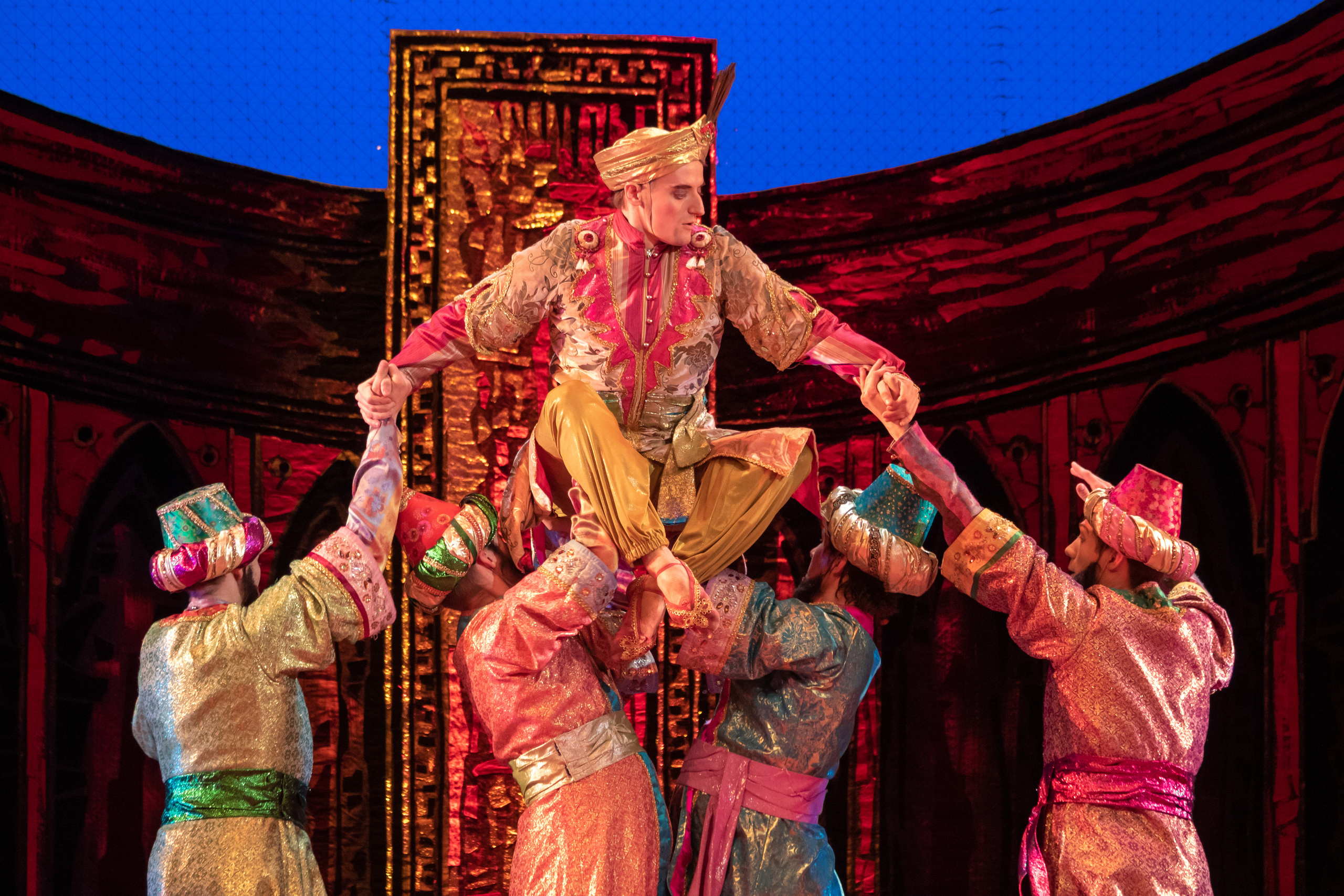 Кремлёвский балет. Тысяча и одна ночь. Балетный фотограф в Москве Галина Молчанова