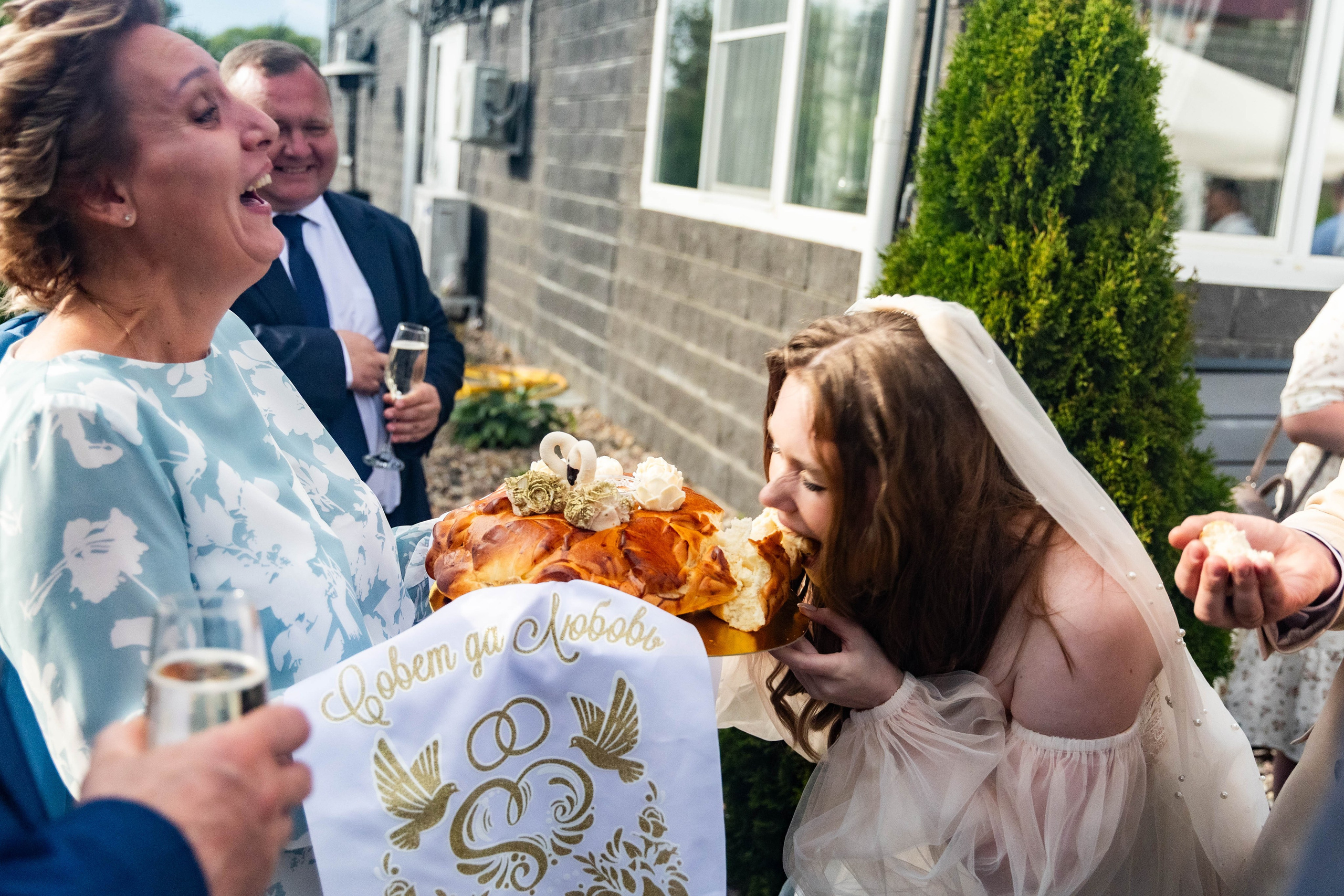 Свадебная фотосессия свадебный фотограф Татьяна Марсуверских свадебная фотопрогулка Москва Жуковский. Фотограф для маркетплейсов, фотоуслуги в Жуковском Татьяна Марсуверских