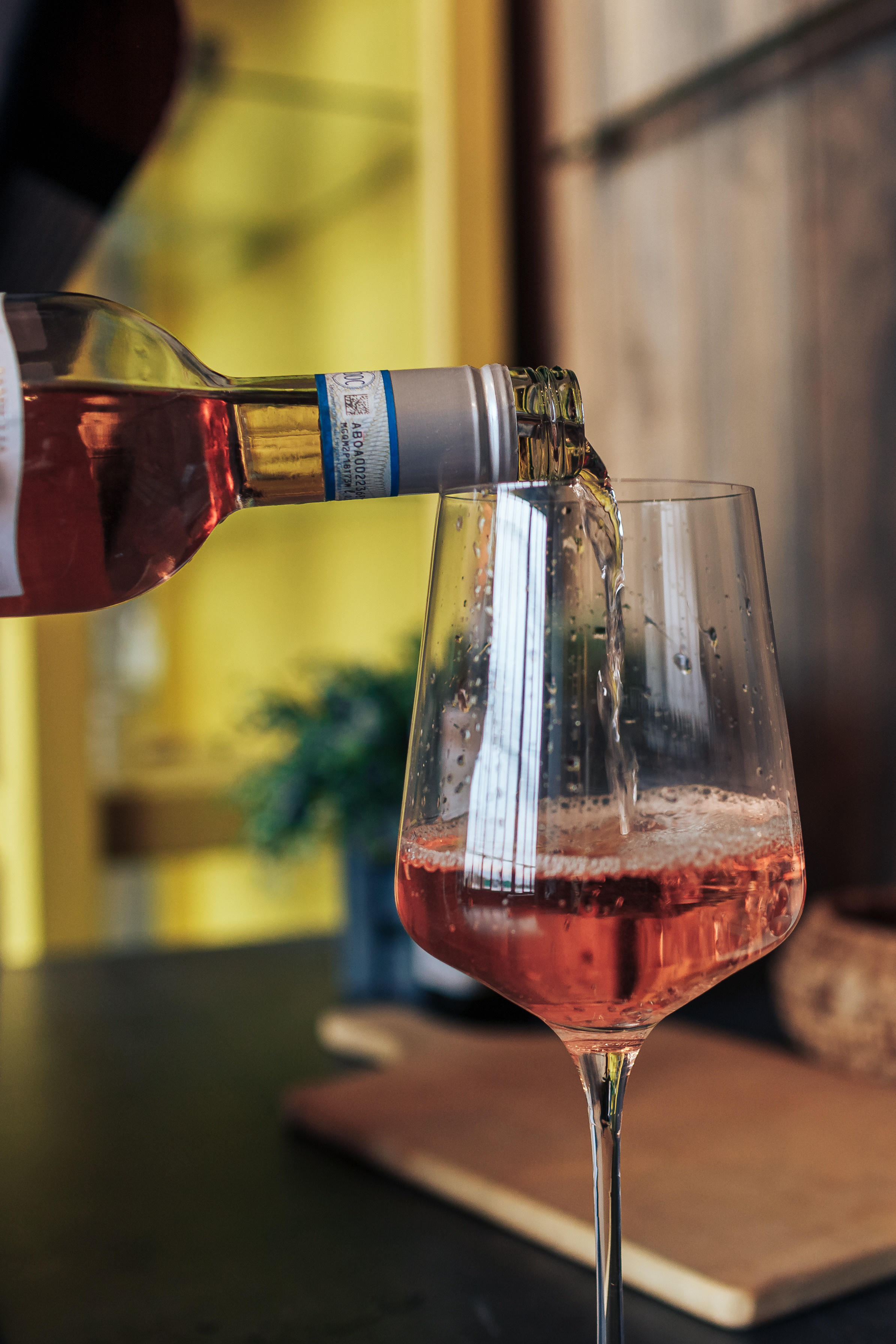 Мужской портрет в студии, фотограф в Калининграде. Фотосъемка и видеосъемка в Калининграде Liveemotion.pro