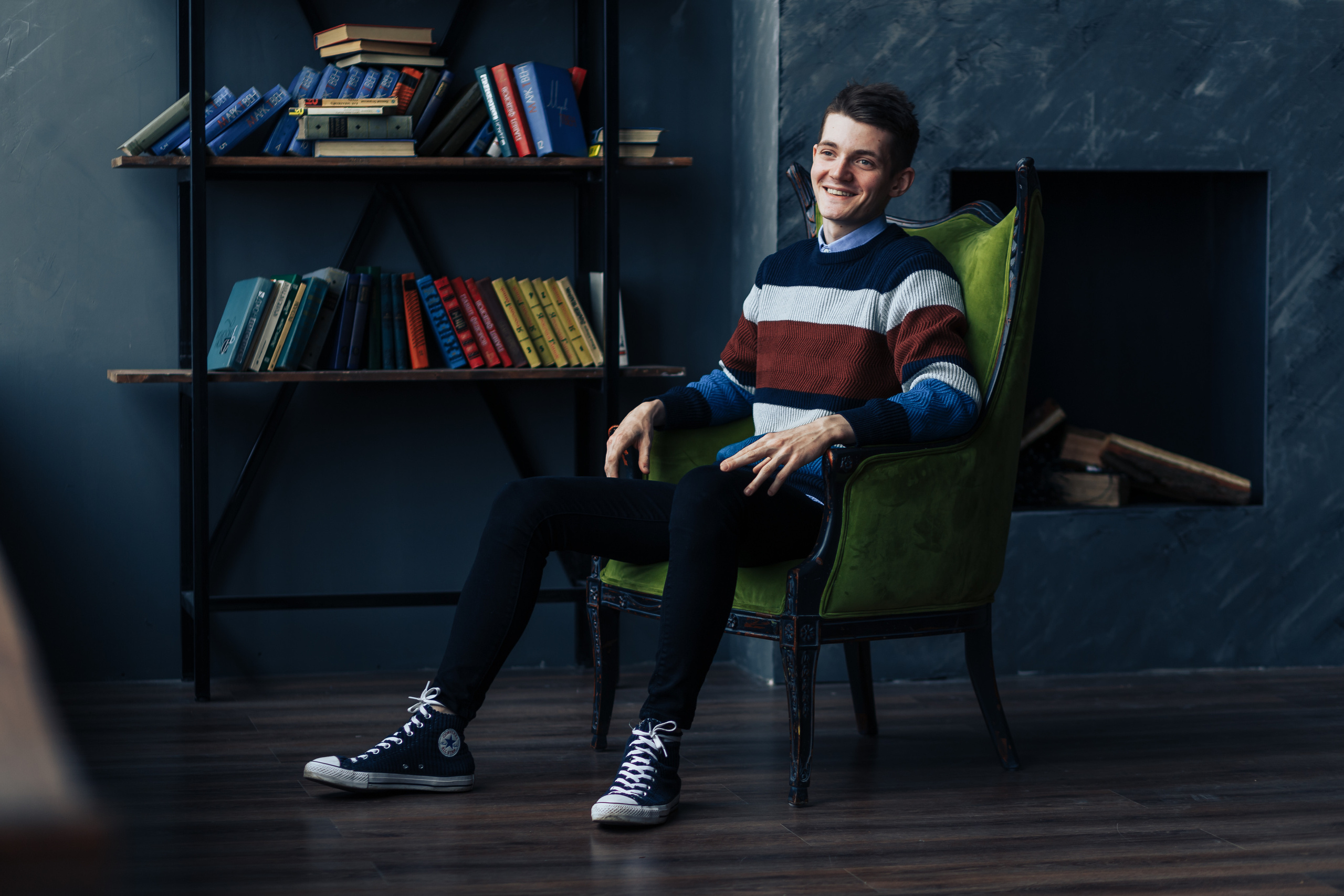 Мужской портрет в студии, фотограф в Калининграде. Фотосъемка и видеосъемка в Калининграде Liveemotion.pro