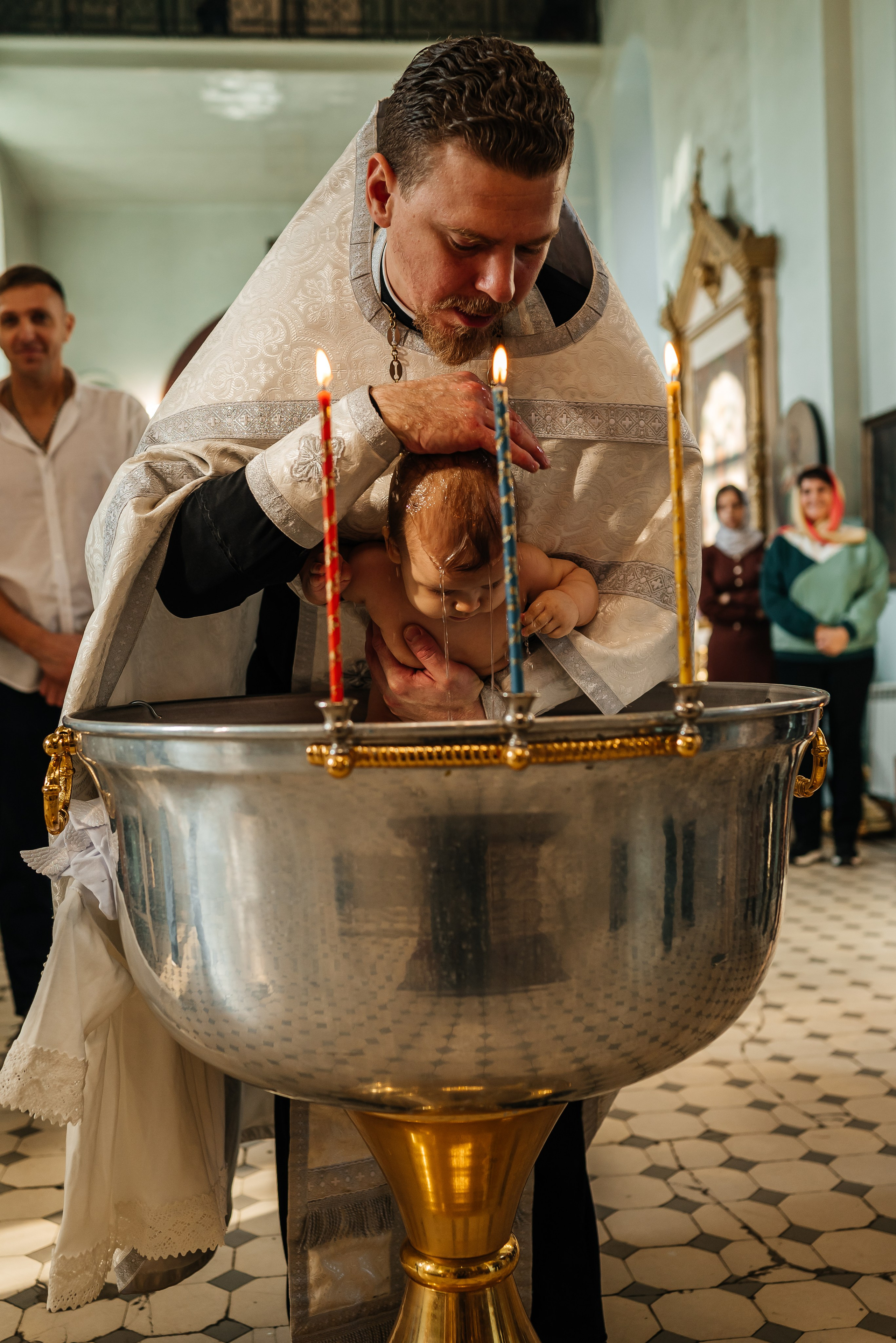 Крещение в Храме Успения Пресвятой Богородицы Гундоровский. Фотограф в Каменске-Шахтинском и парке Лога Ольга Сагал