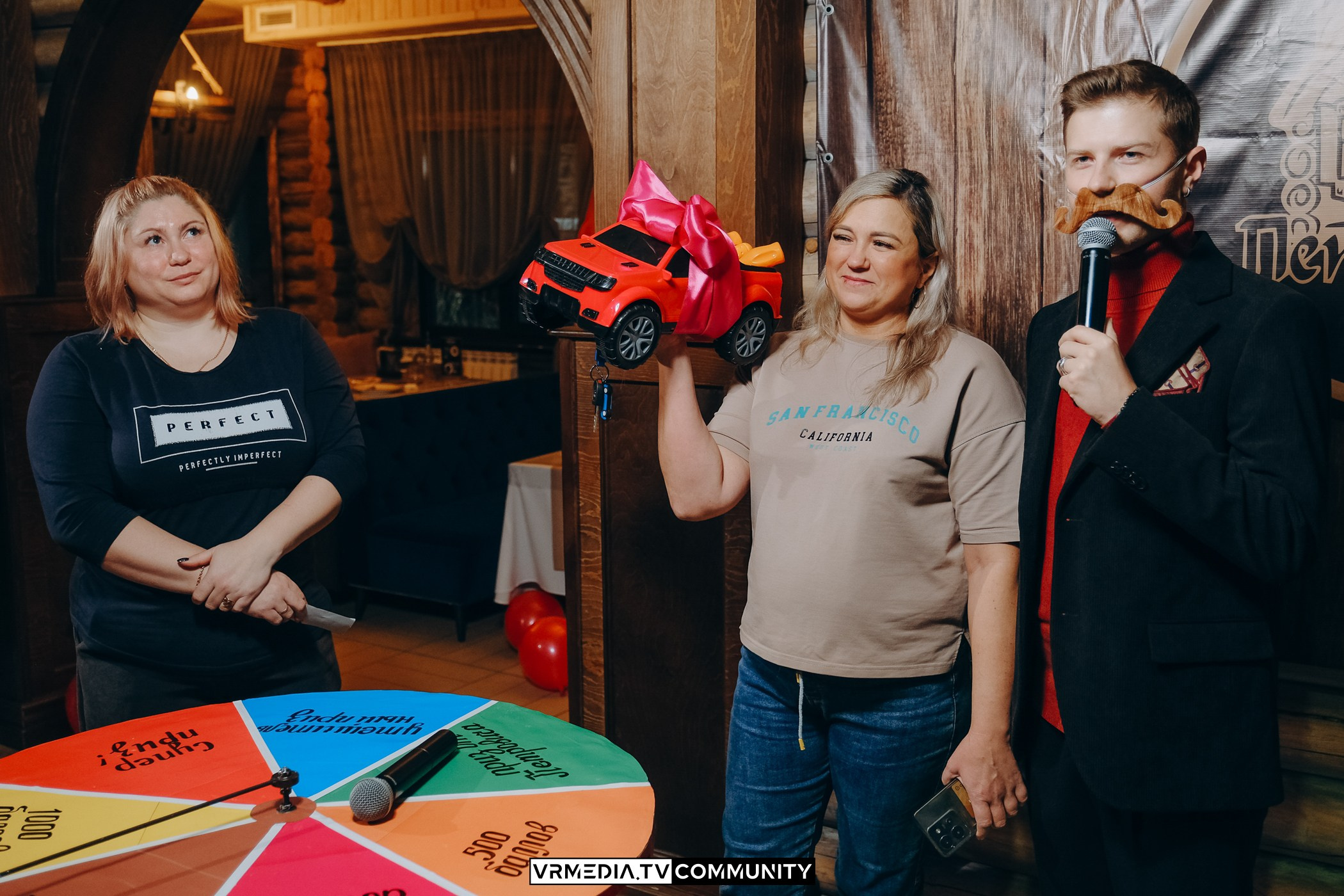 День рождения у «Петровича»