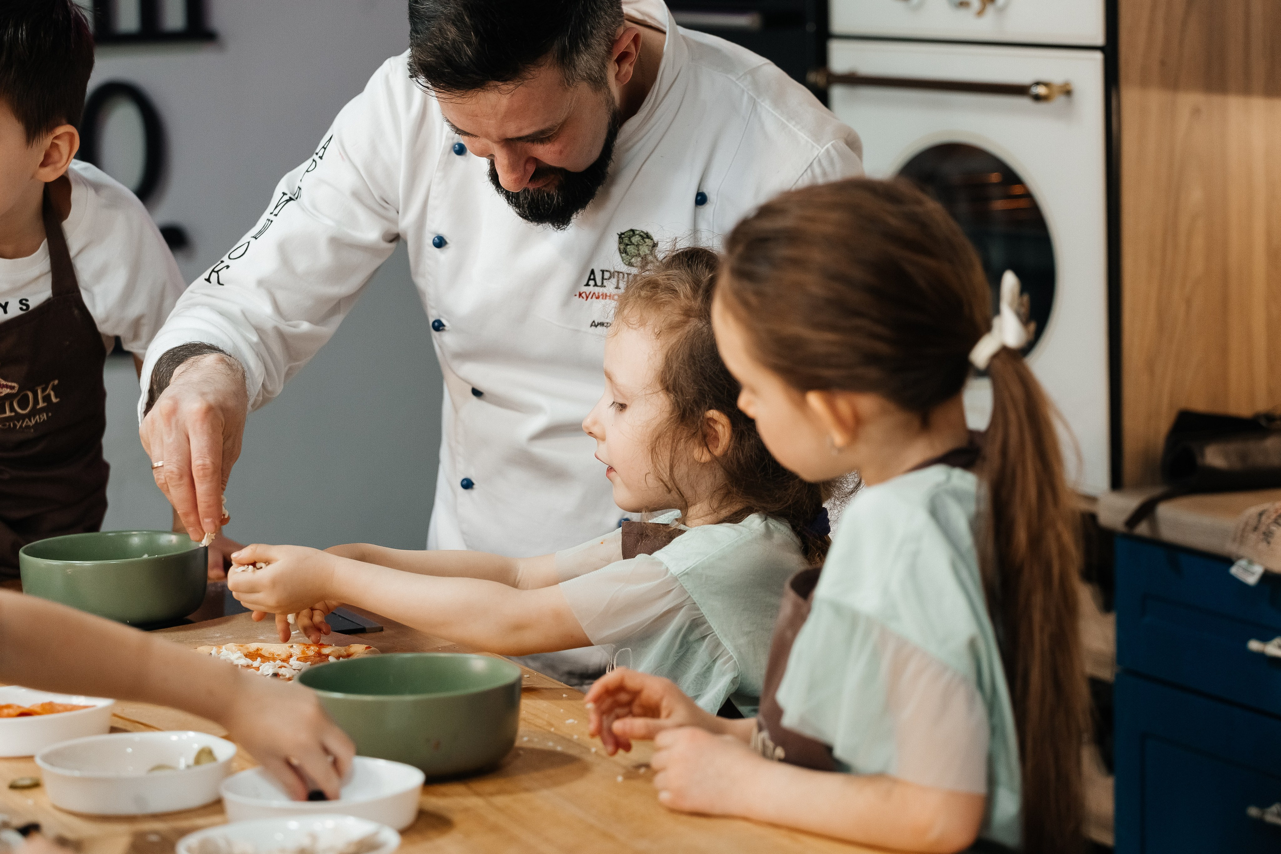 Детский мастер-класс в «АРТиШОК». Фотограф Кемерово | Сергей