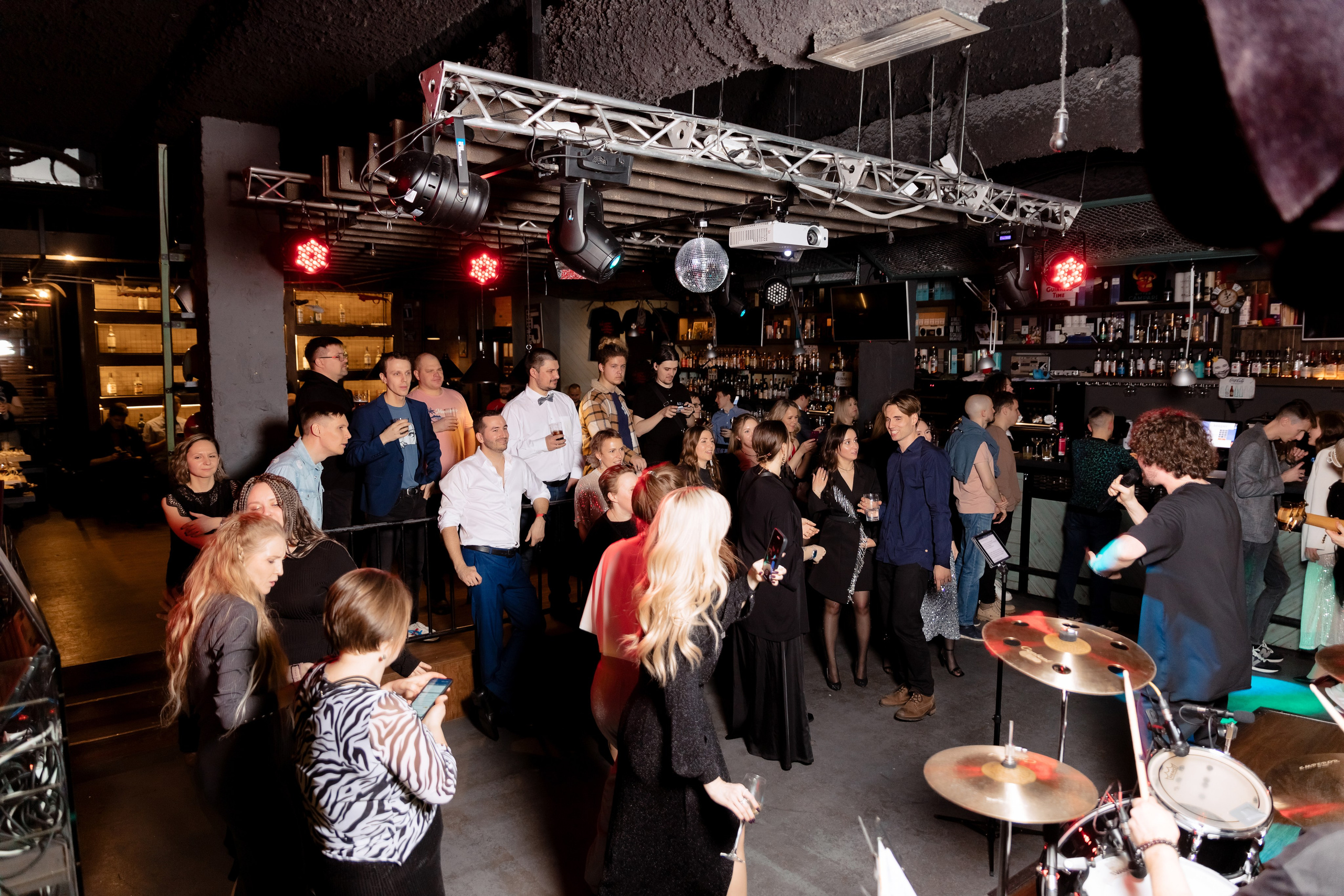 КОПРОРАТ: Юпитер 5. Все фото. Профессиональный фотограф в Ижевске Леша Петров