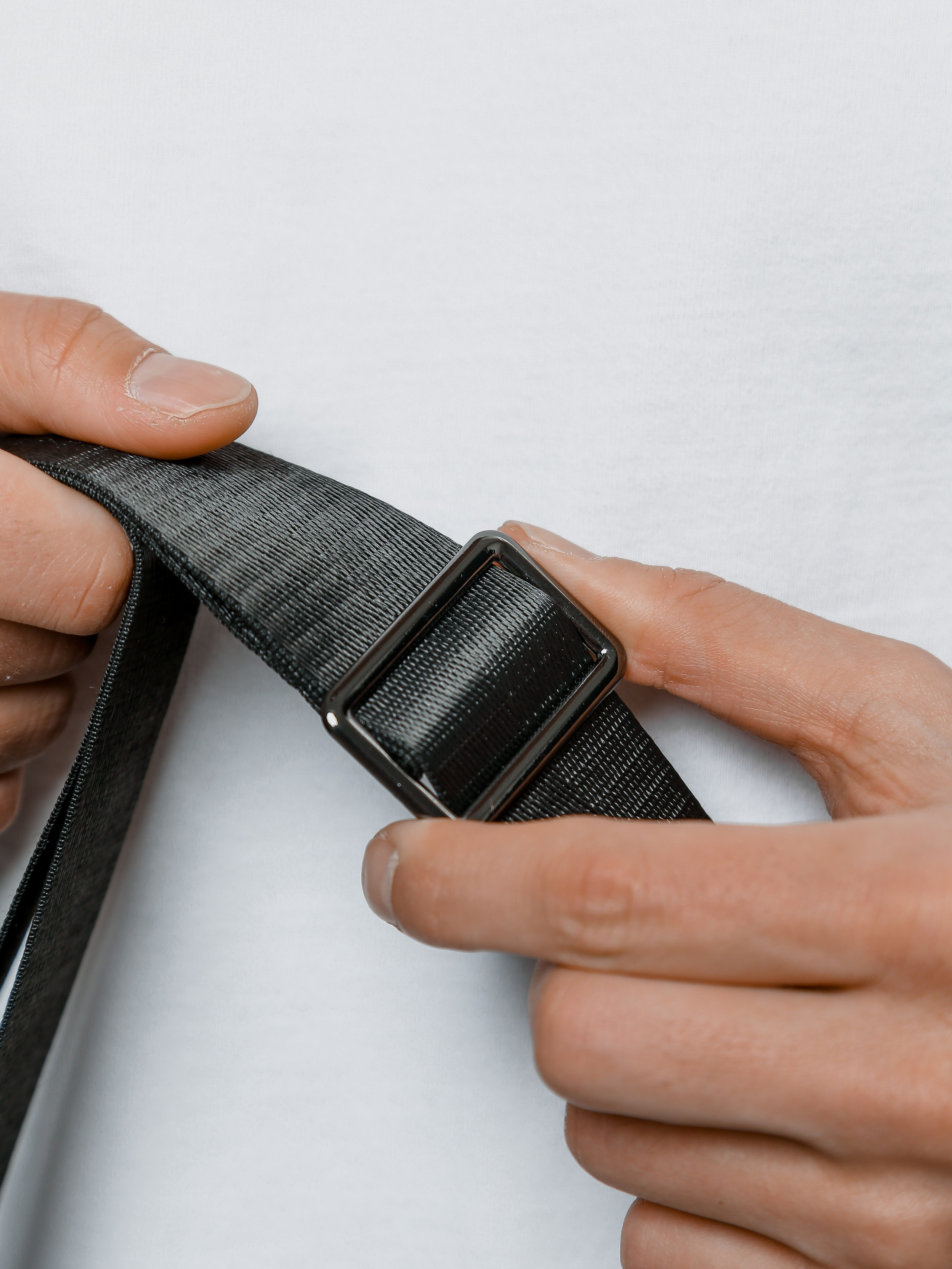 Коммерческая фотосессия мужских сумок для маркетплейсов и социальных сетей. Fashion фотограф в Санкт-Петербурге Савинова Ирина