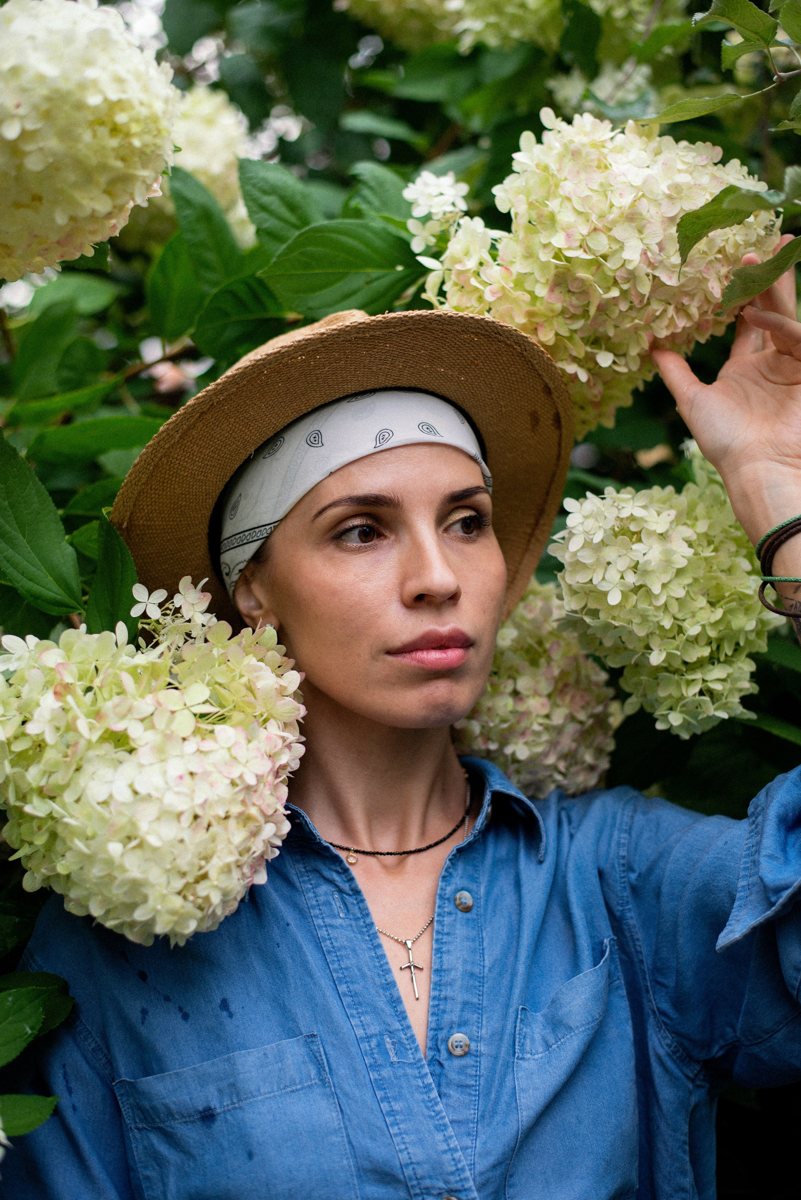 Женский портрет. Дина — ваш фотограф в Коломне и Москве. Живые портреты, любимые люди, важные события. Всё, что хочется помнить