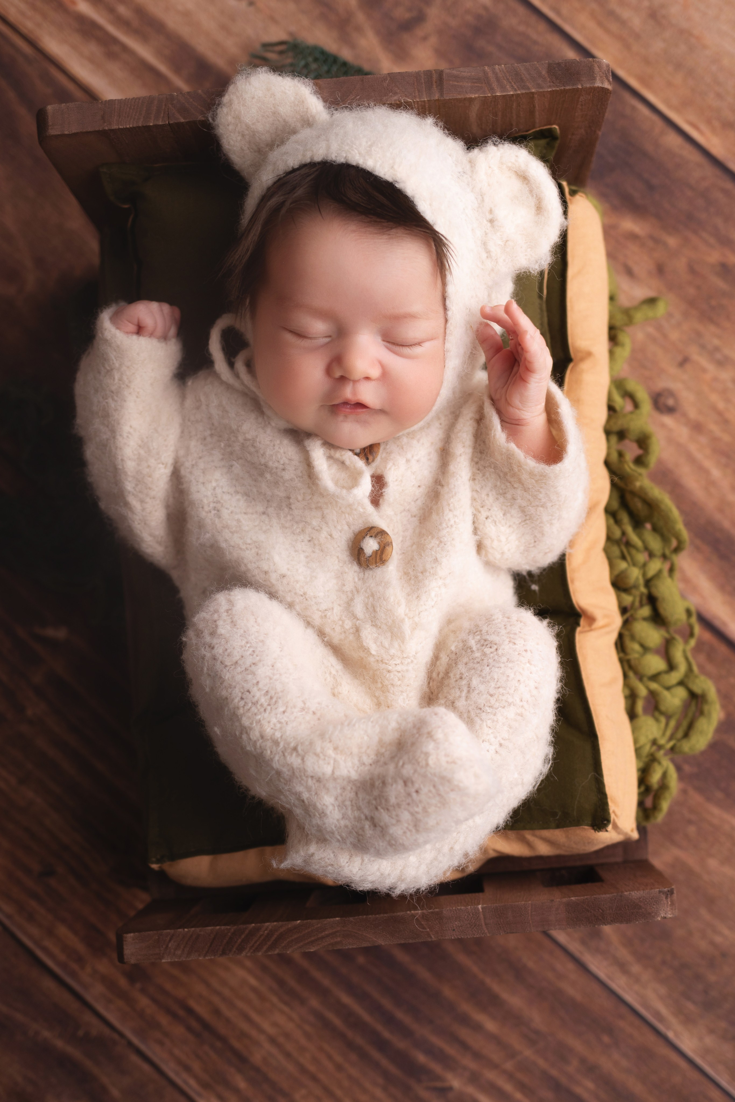 Классическая фотосессия малыша. Фотограф новорожденных малышей в Омске и Омской области Эльвира Камаева