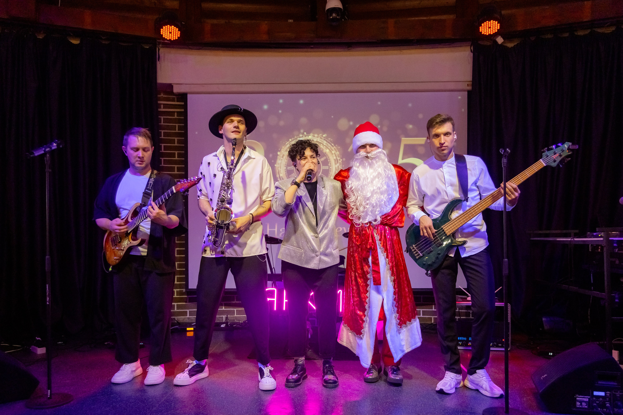 Корпоративная новогодняя съемка для логистической компании ИТА. Свадебный фотограф в Минске/Беларуси Сергей Спиридонов