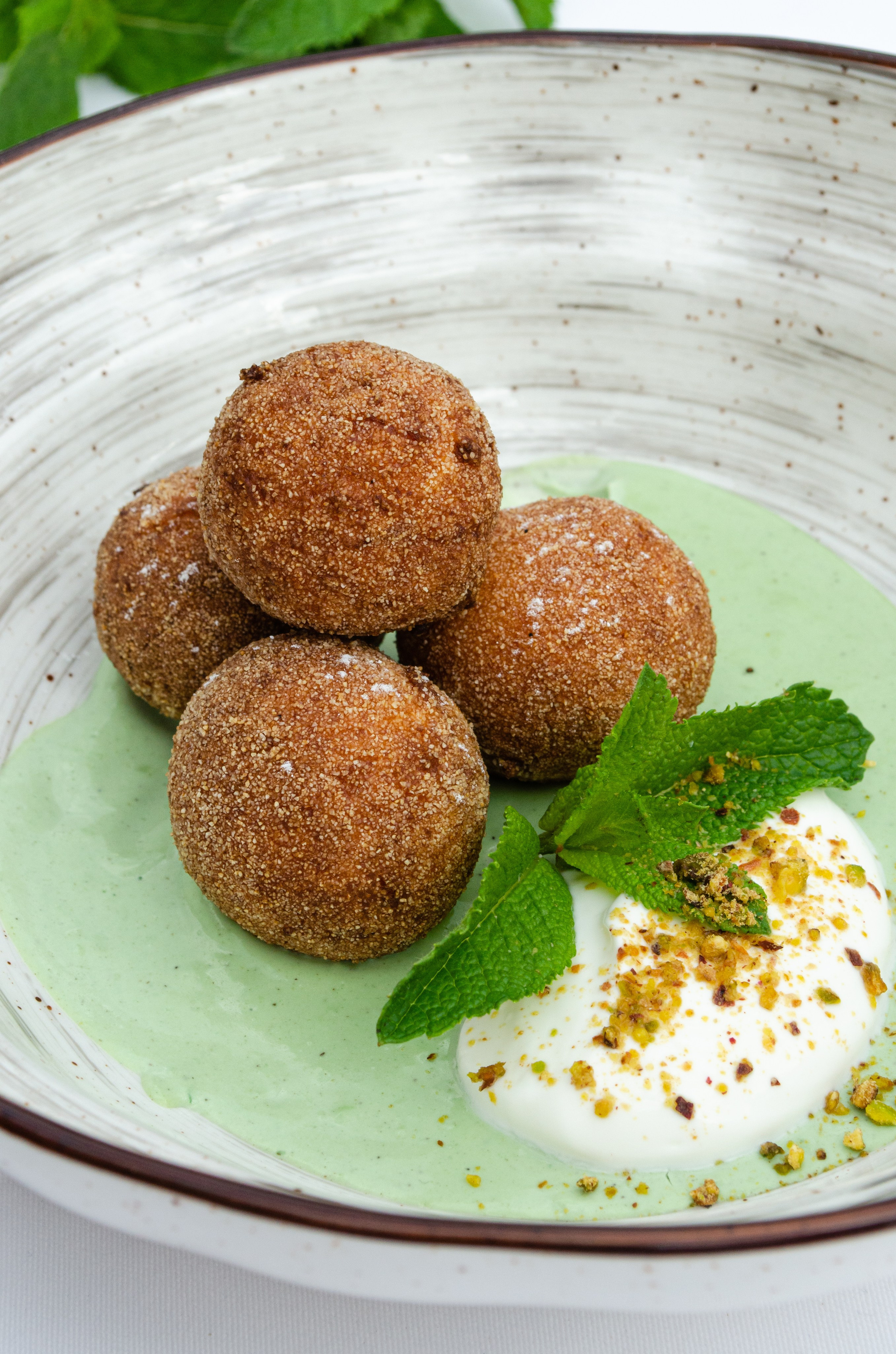 Роза Хутор Modys ресторан. Фотограф