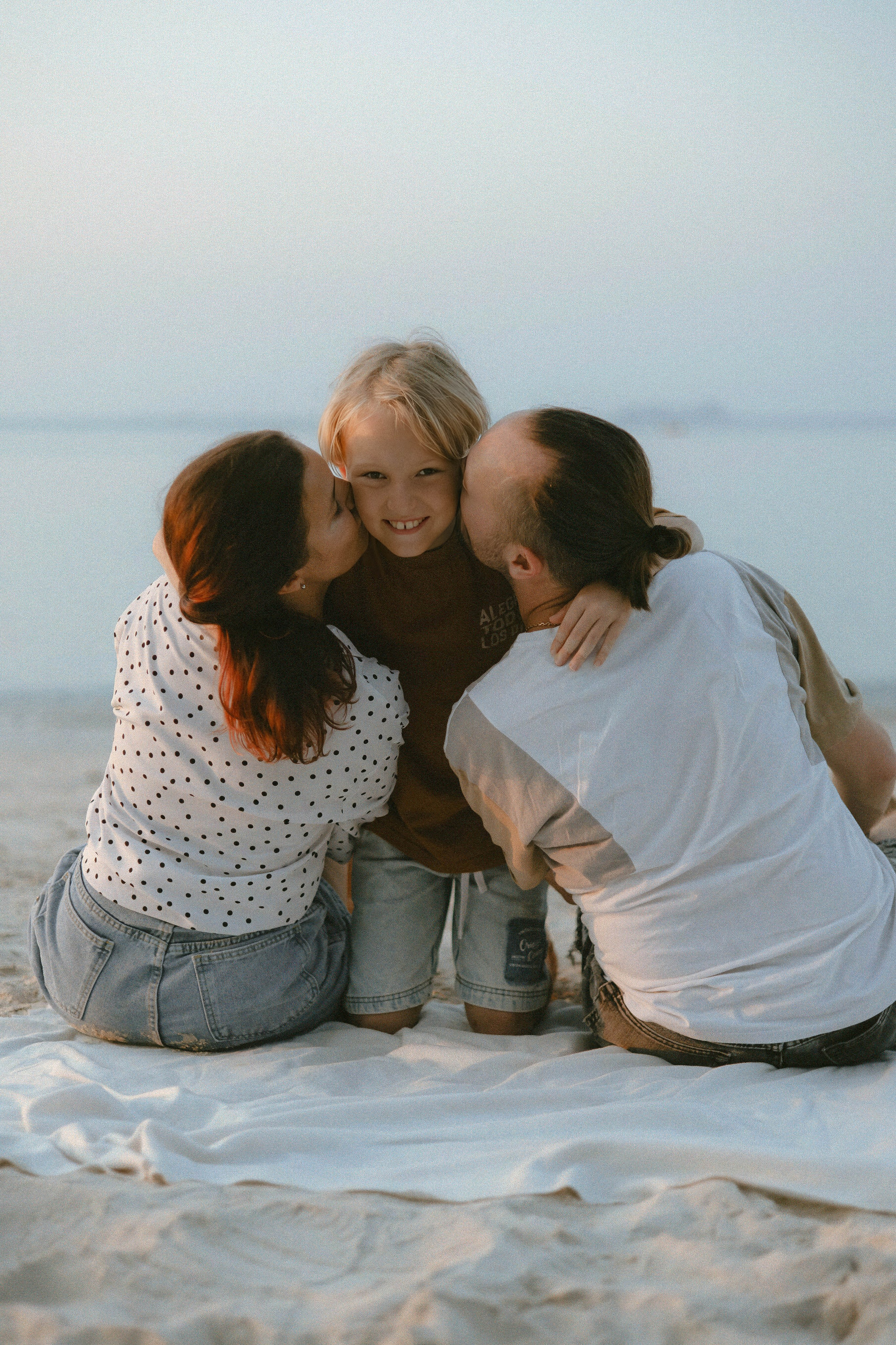 Алиса с семьей / Самуи. Семейный и детский фотограф в Москве Анастасия Каипова