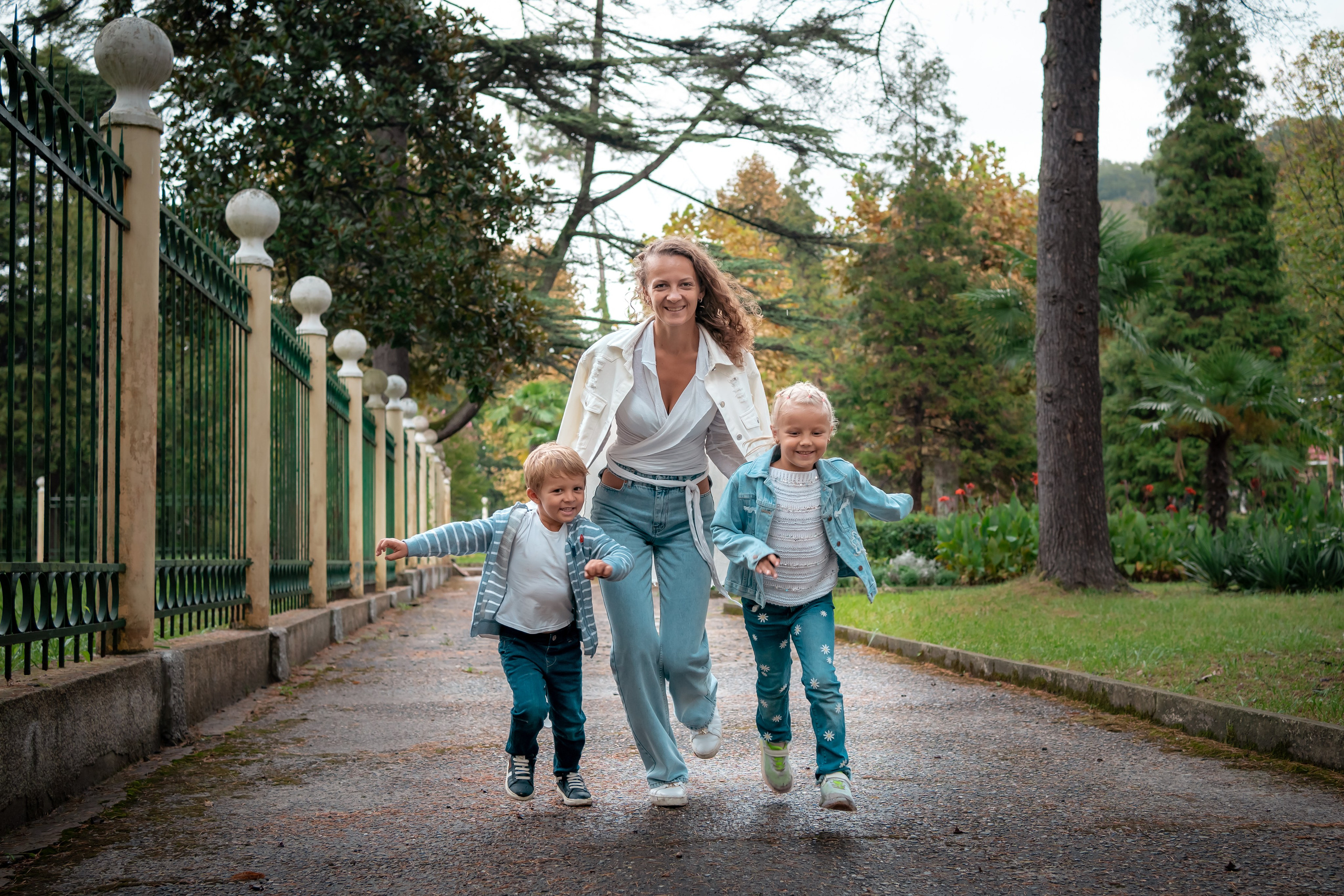 День с семьей, Сочи. Семейный фотограф Варвара Сорока в городе Москве