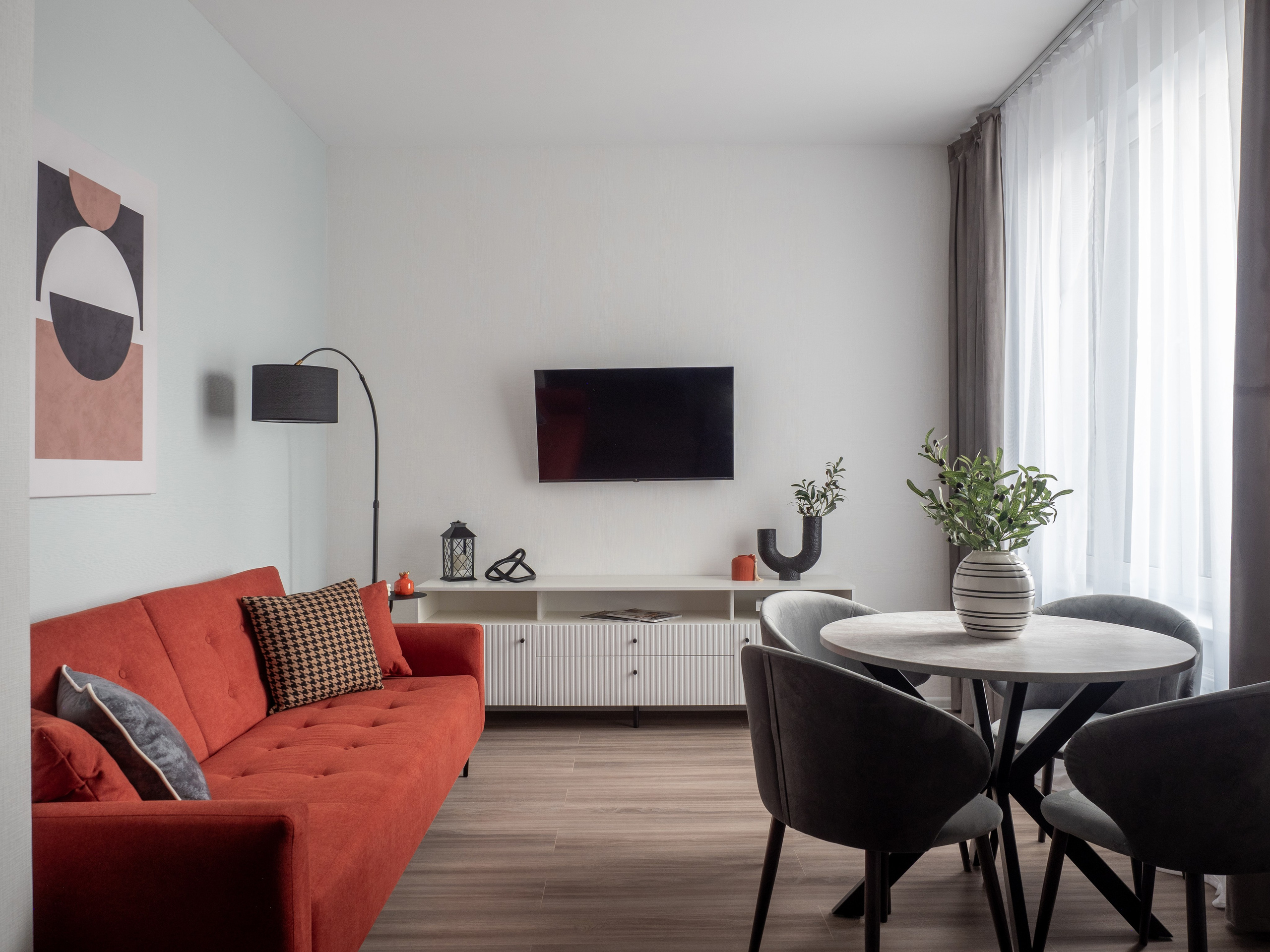 Квартира на Октябрьской наб. 02.10.2024. Сидоров Артем