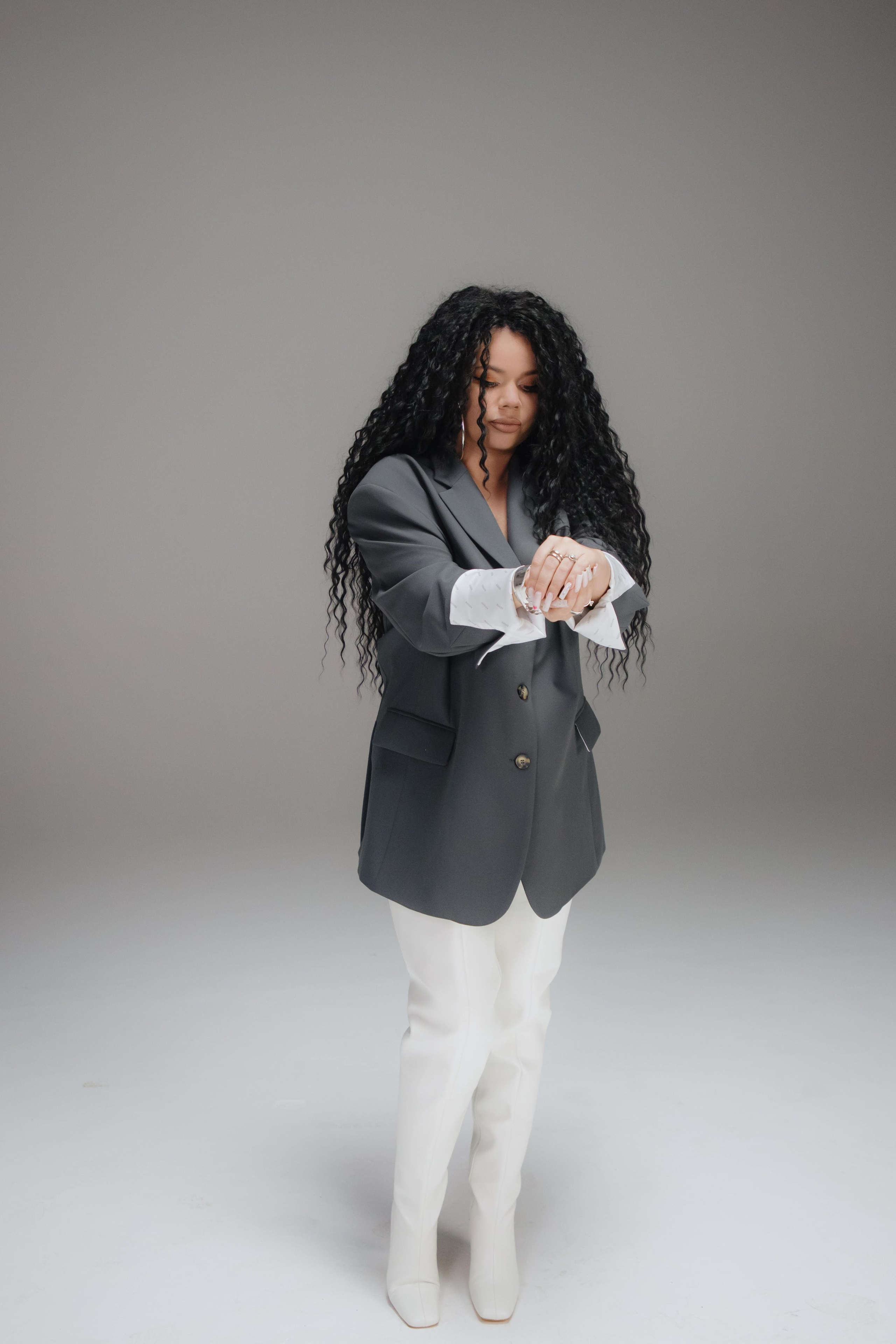 Съемка клипа Юлианны Карауловой и Бьянки. Фотограф в Москве и Санкт-Петербурге Дарина