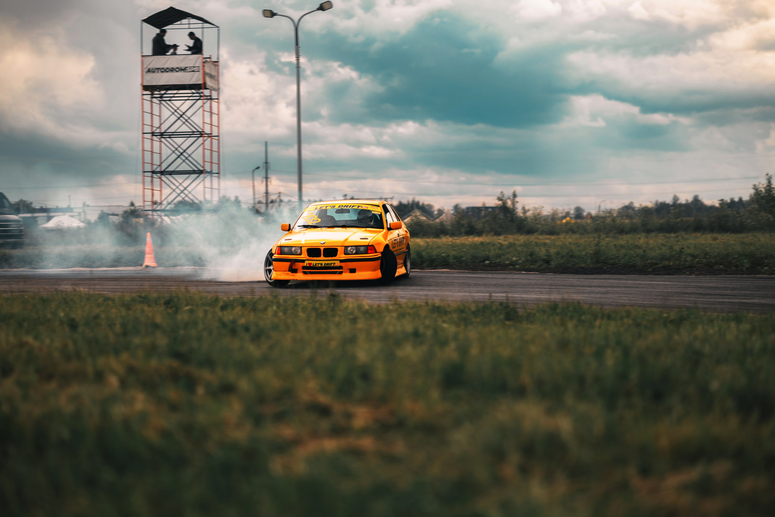 Фоторепортаж с «Больших Гонок» — дрифт, драг, звук