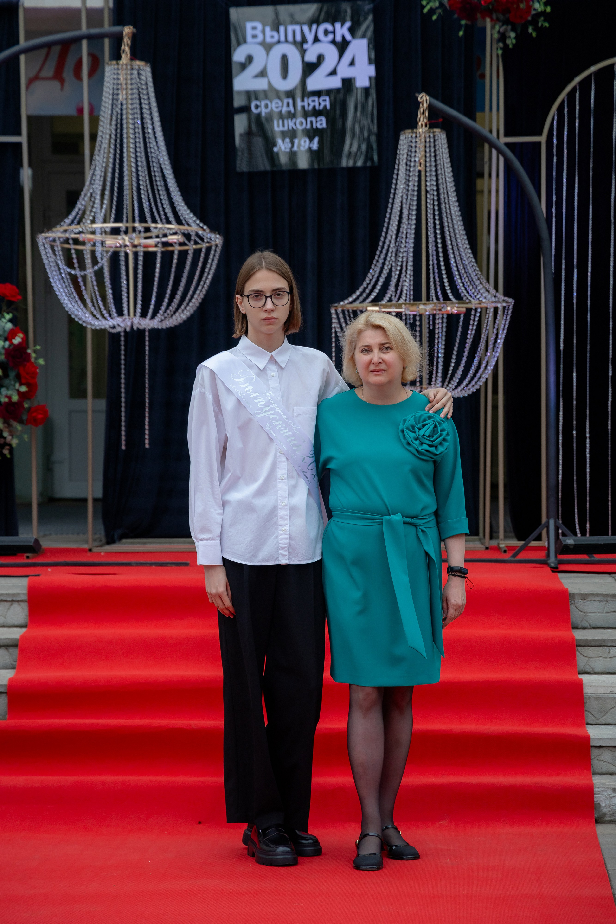 Школьный выпускной 2024 год в Соколе (Минск). Свадебный фотограф в Минске/Беларуси Сергей Спиридонов