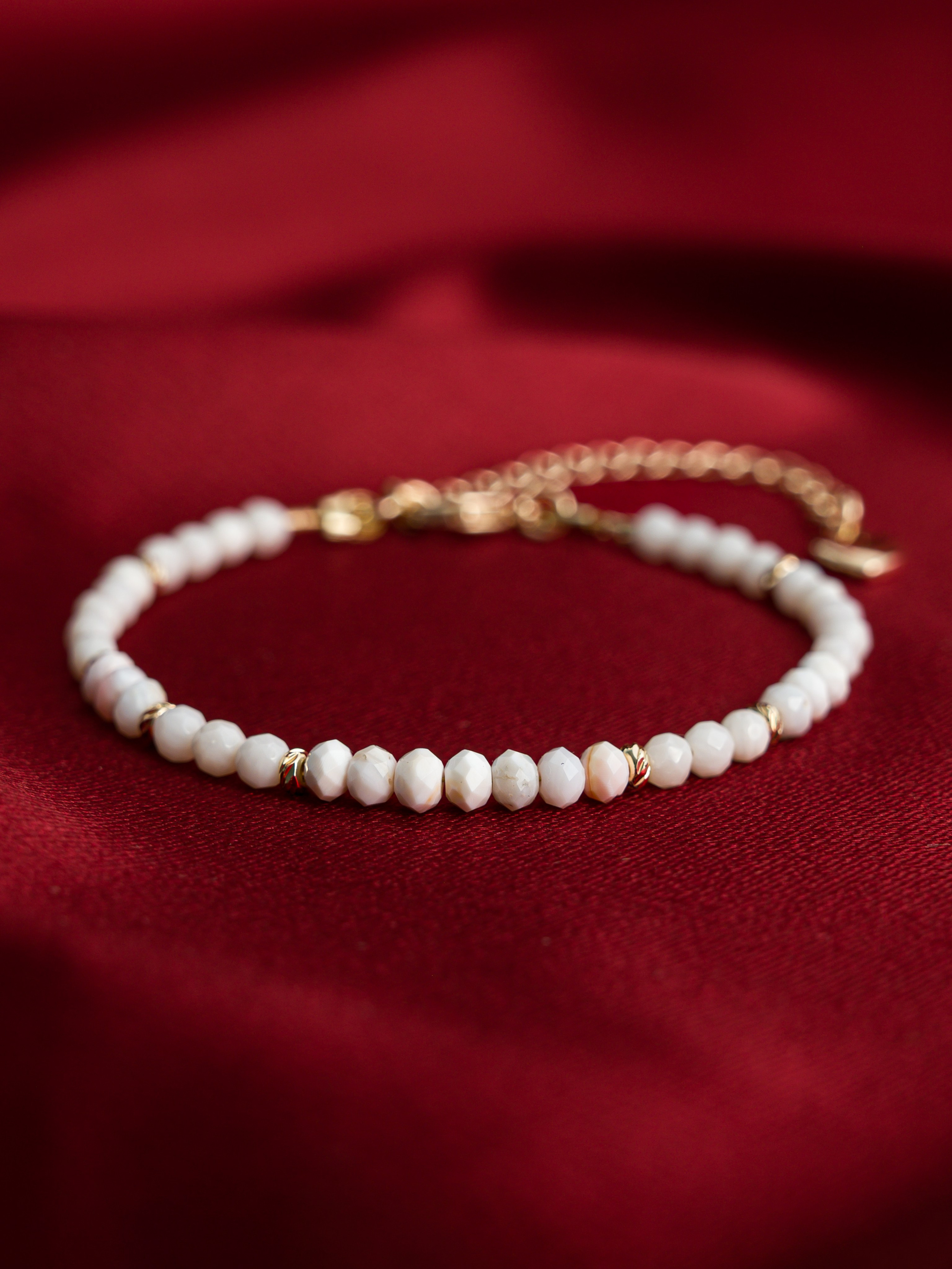 Качественная съемка украшений для маркетплейса Ozon — фото браслета от фотографа из Казани