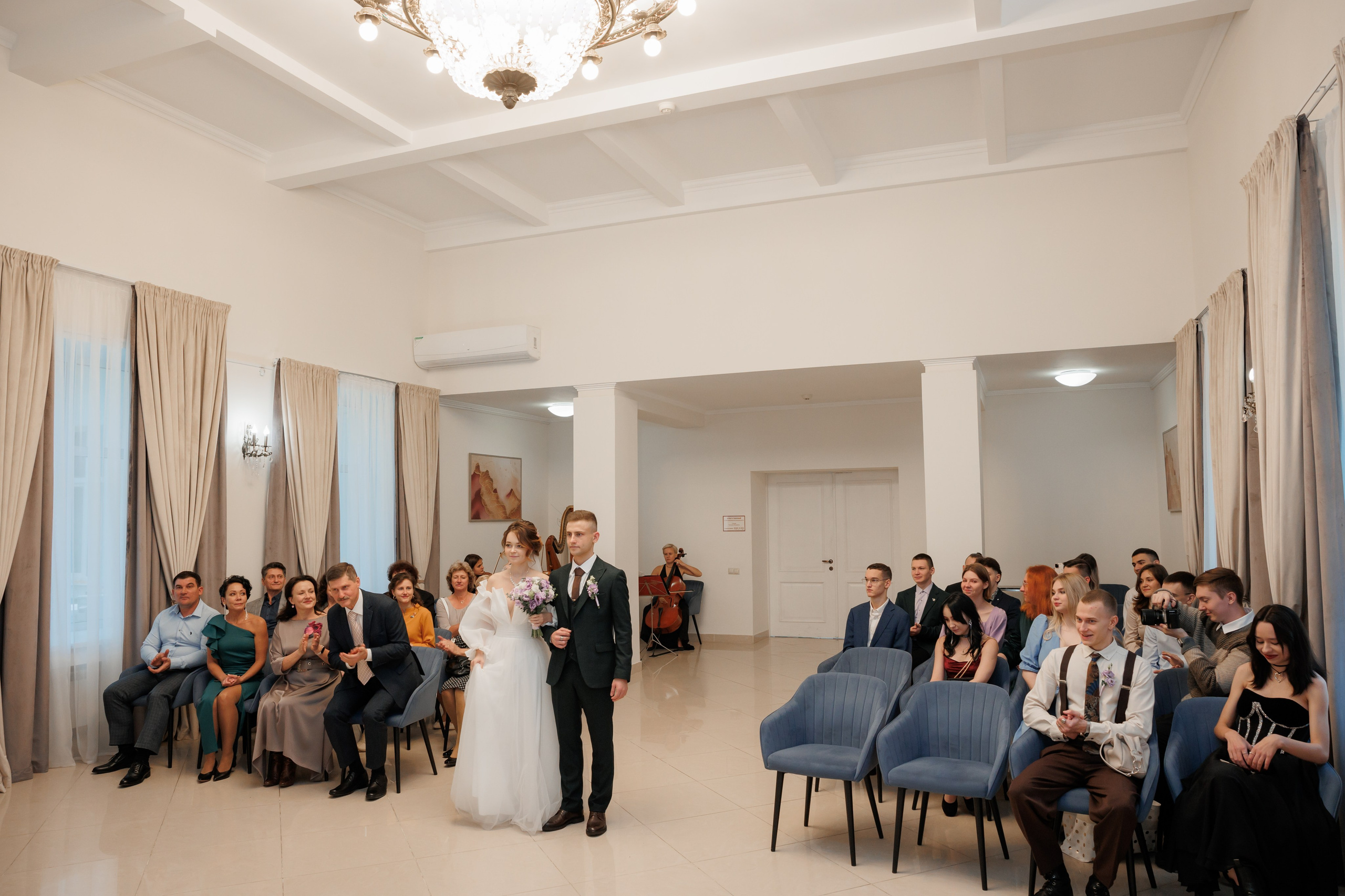 Константин и Дарья, ЗАГС ВДНХ, отель Soluxe, ресторан «Антик». Свадебный и репортажный фотограф (Москва, Королев и другие)