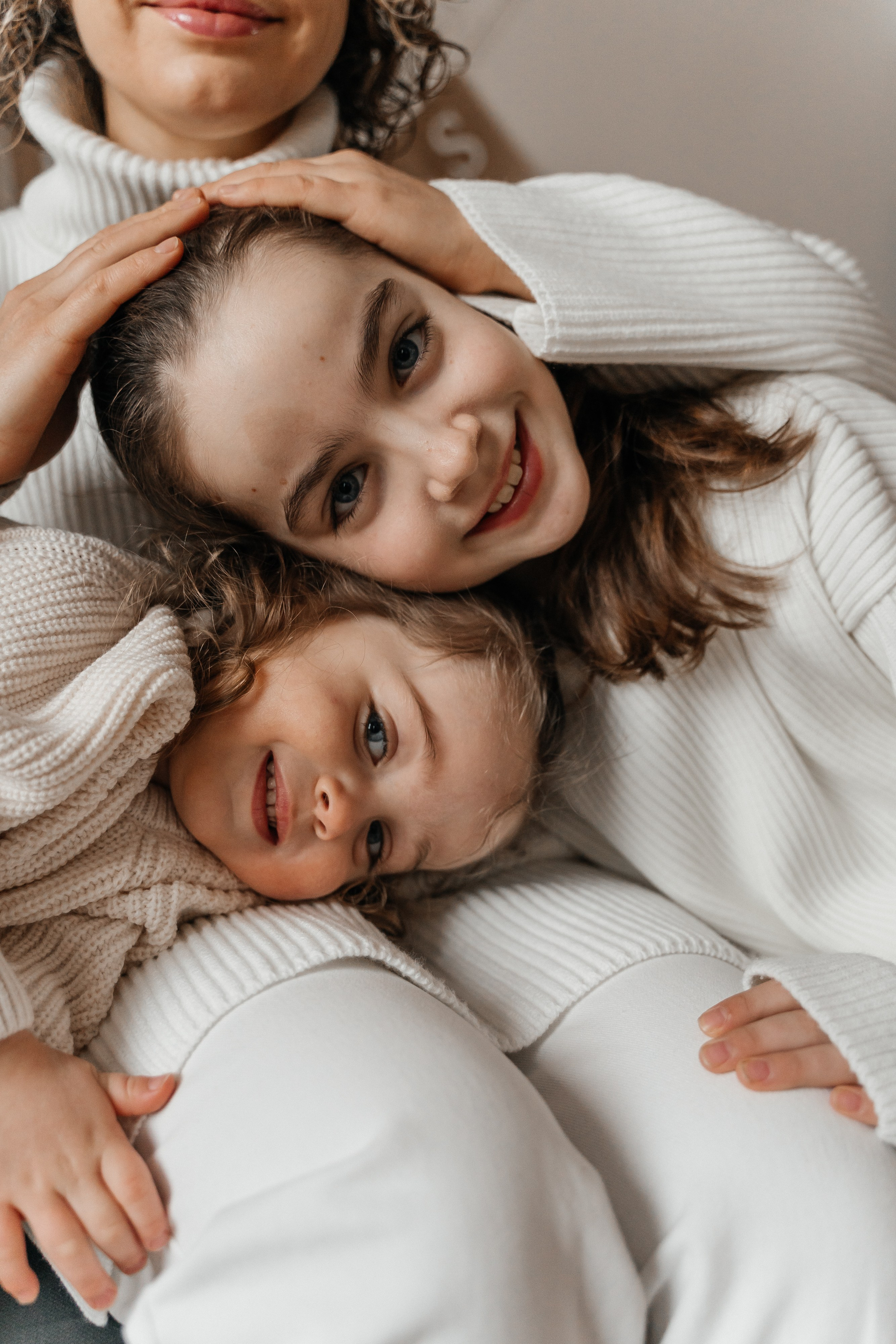 Максим, Катя, Лена и Ева. Волик Мария