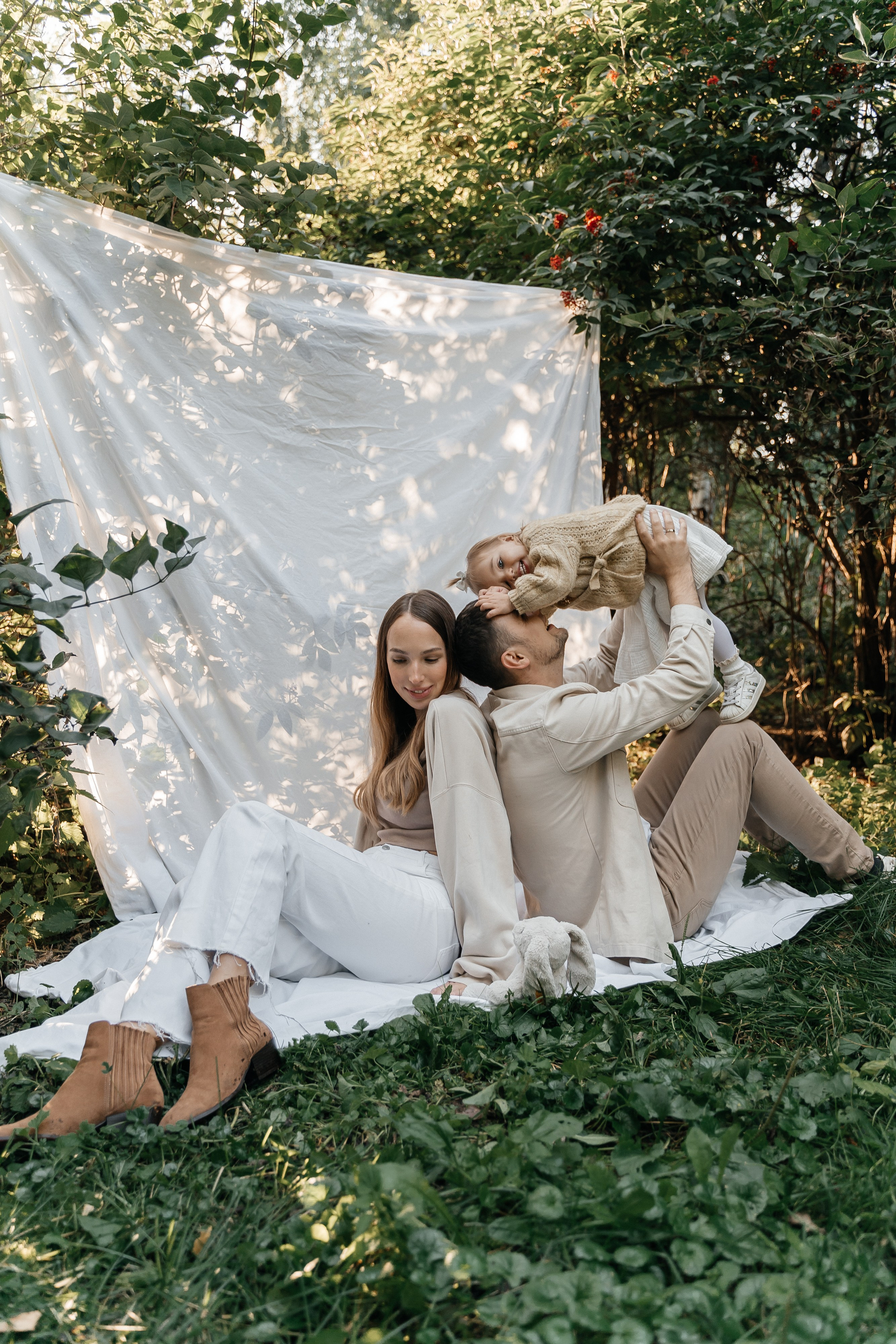 Лёша, Ксюша и Вика. Волик Мария