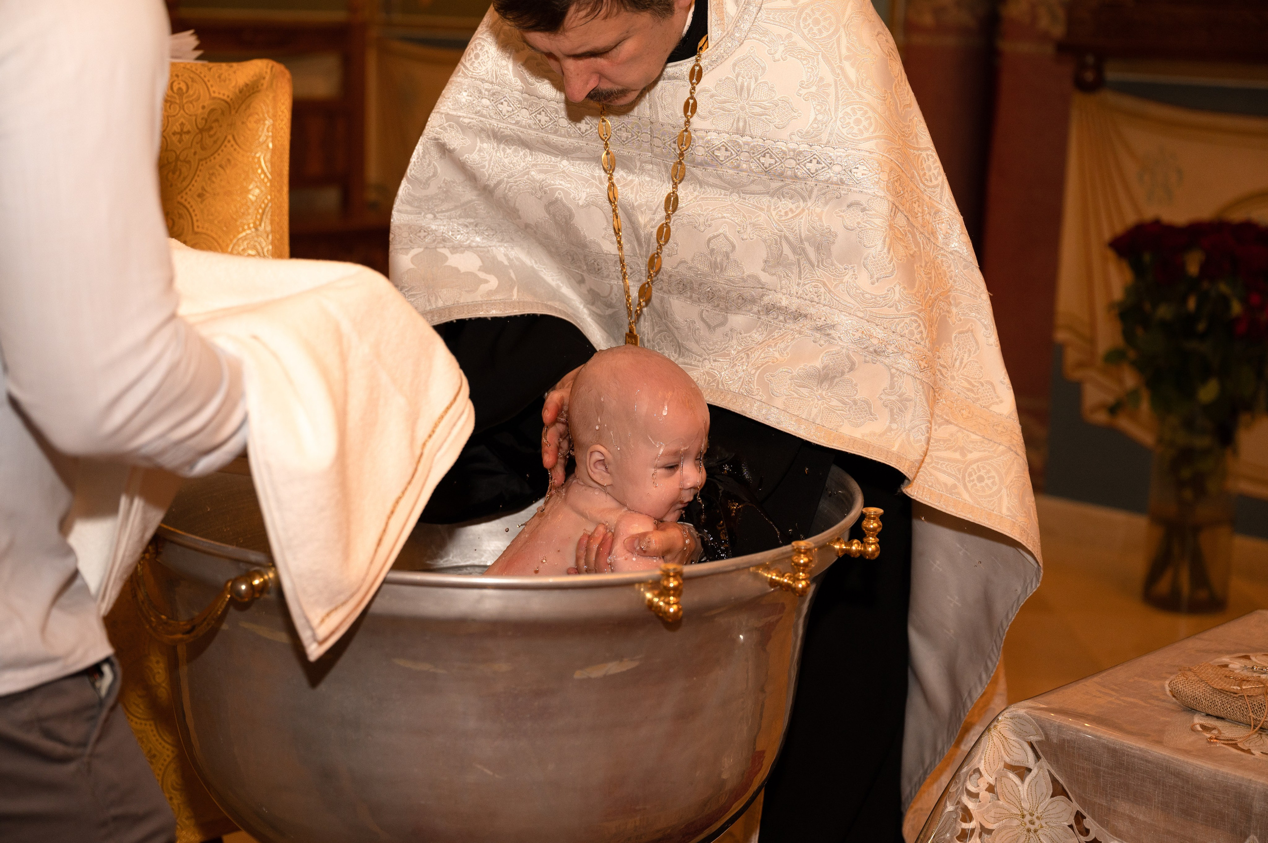Таинство крещения. Свадебный видеограф в Москве Никонова Анна