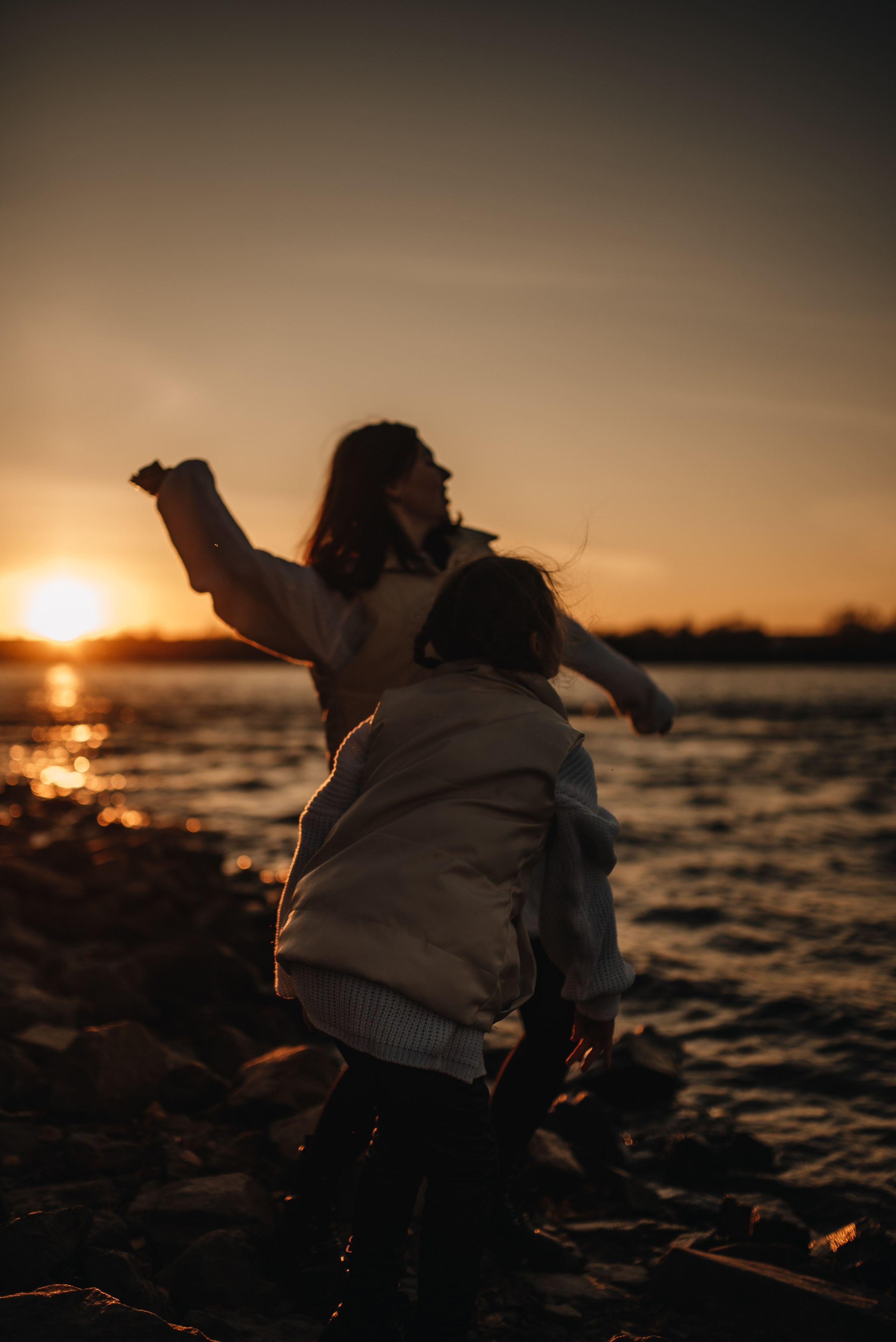 Катя и Варя (маяк). Семейная фотосессия в Новосибирске от фотографа Ольги Коваль